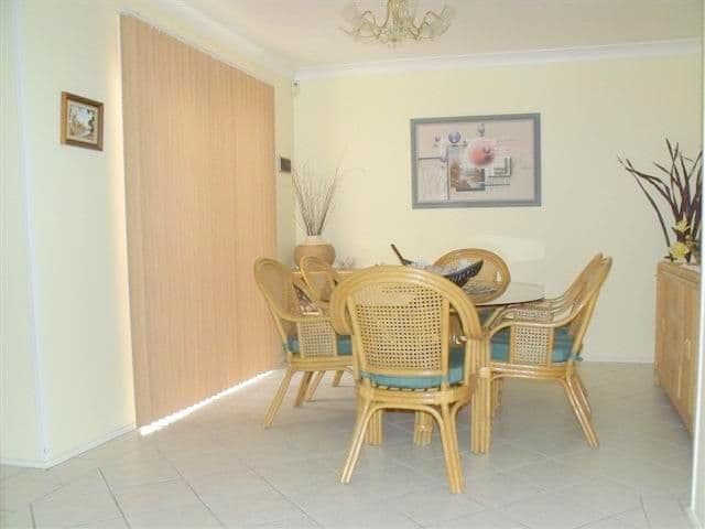 8 Lavington Avenue, CHIPPING NORTON NSW 2170, Chipping Norton - Thumbnail 5