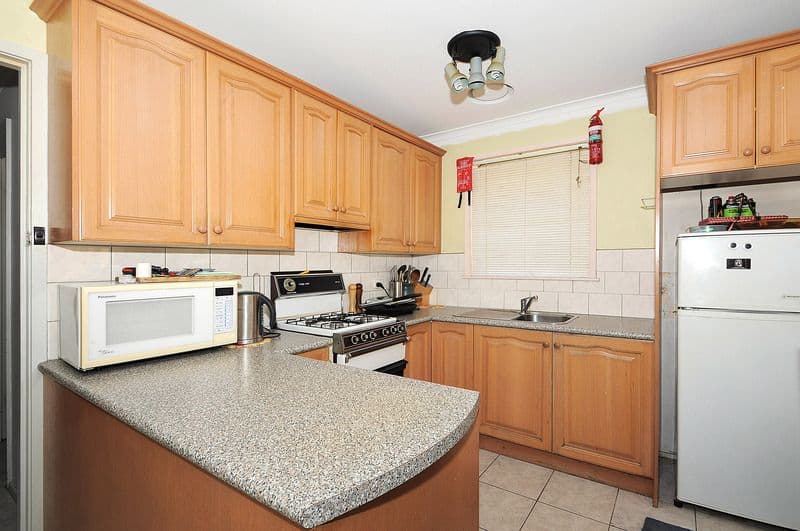 2 Mulberry Crescent, FRANKSTON NORTH VIC 3200, Frankston North - Thumbnail 2