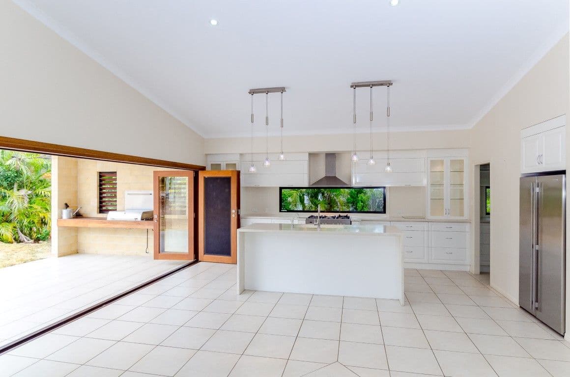 31 Plimsoll Court, Tannum Sands QLD 4680, Tannum Sands - Thumbnail 3