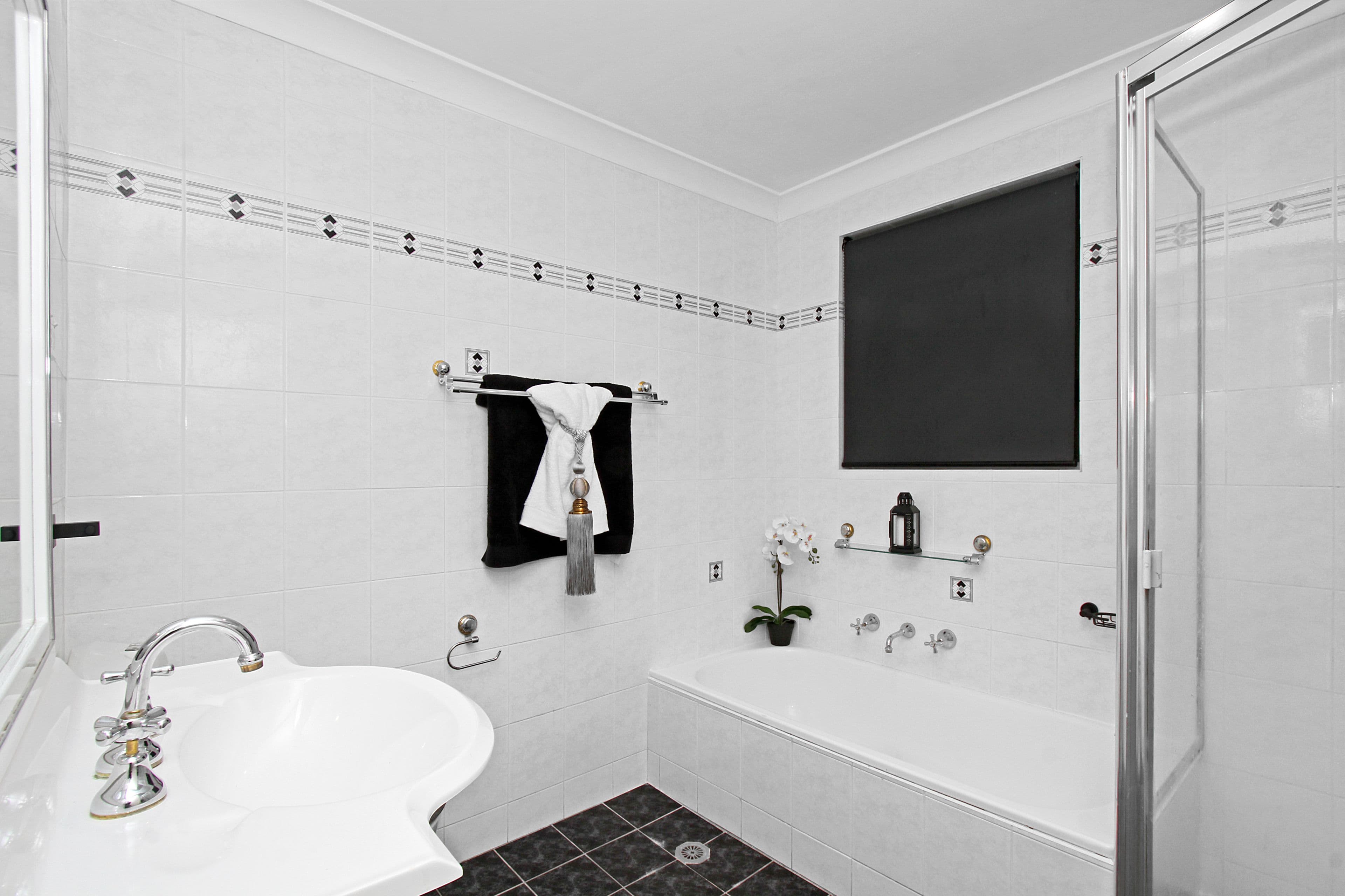 17 Glenfern Crescent, Bossley Park NSW 2176, Bossley Park - Thumbnail 6