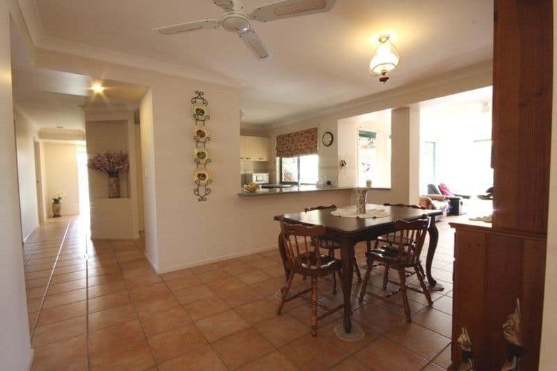 4 Silky Oak Court, CALAMVALE QLD 4116, Calamvale - Thumbnail 6
