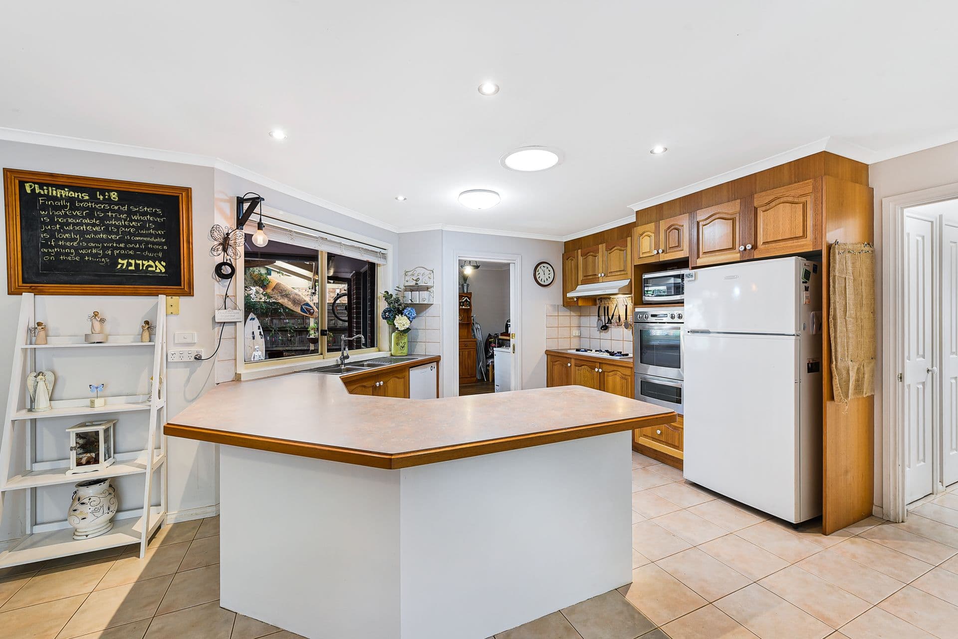 9 Knights Bridge Court, Narre Warren VIC 3805, Narre Warren - Thumbnail 5