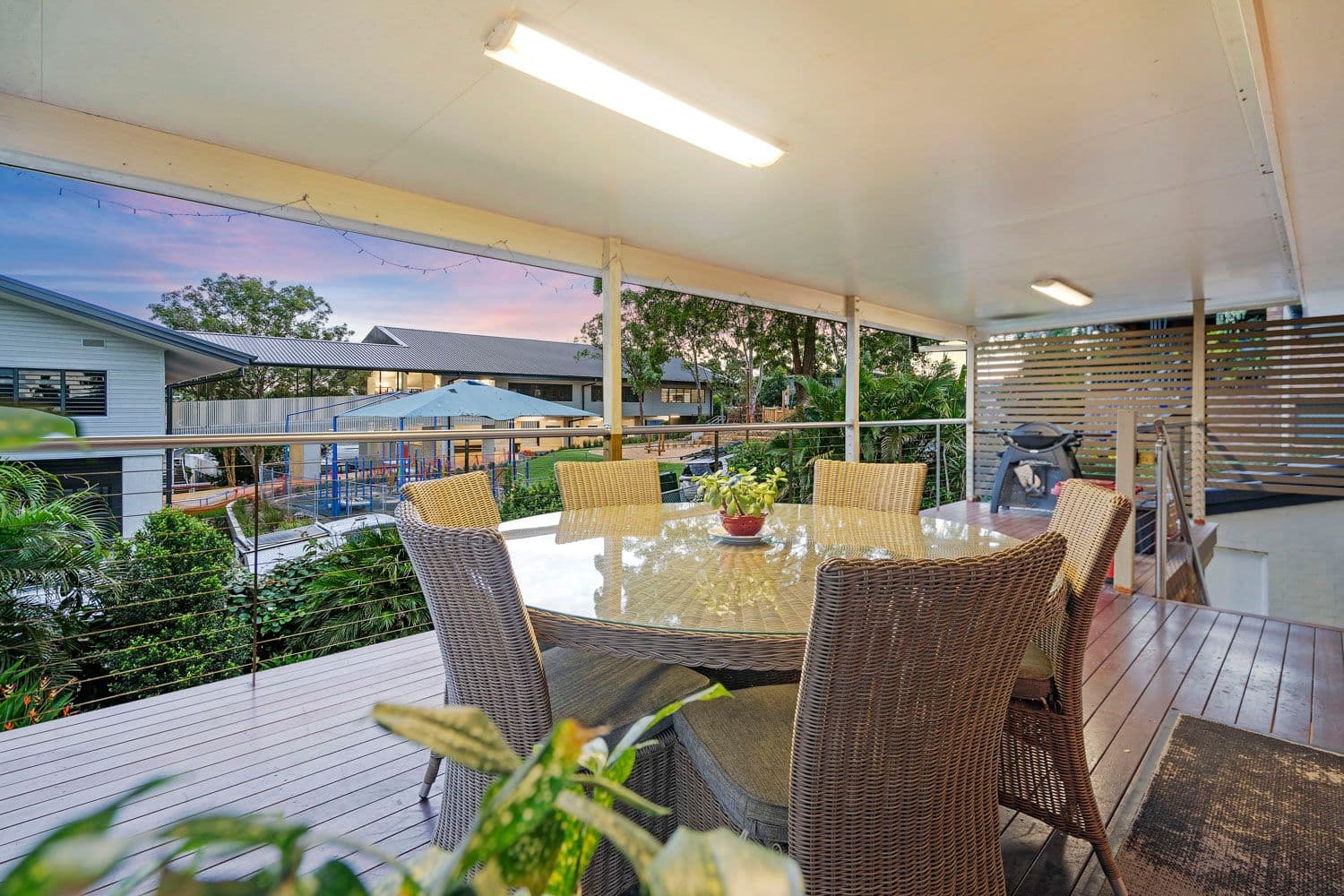 17 Kenora Street, Mansfield QLD 4122, Mansfield - Image 1