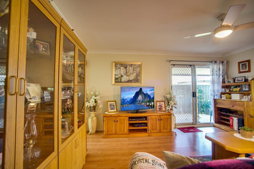 11 Tulipwood Drive, Colyton - Thumbnail 3