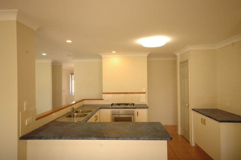 117 Hursley Road, GLENVALE QLD 4350, Glenvale - Thumbnail 2