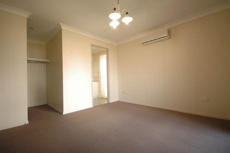 117 Hursley Road, GLENVALE QLD 4350, Glenvale - Thumbnail 6