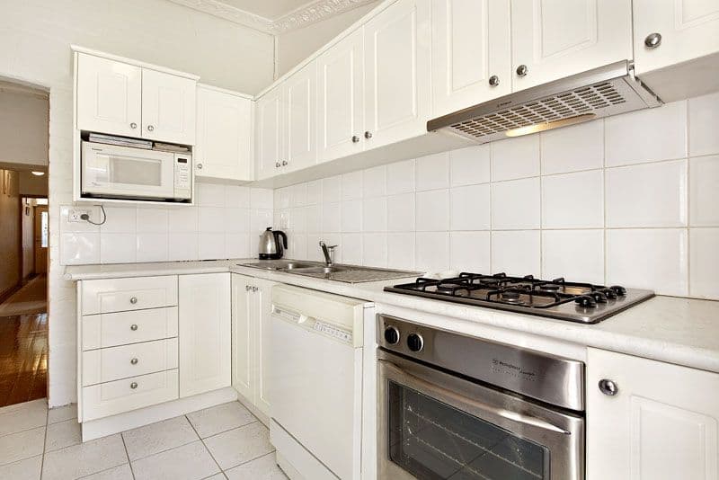 64 Carlisle Street, PRESTON VIC 3072, Preston - Thumbnail 4