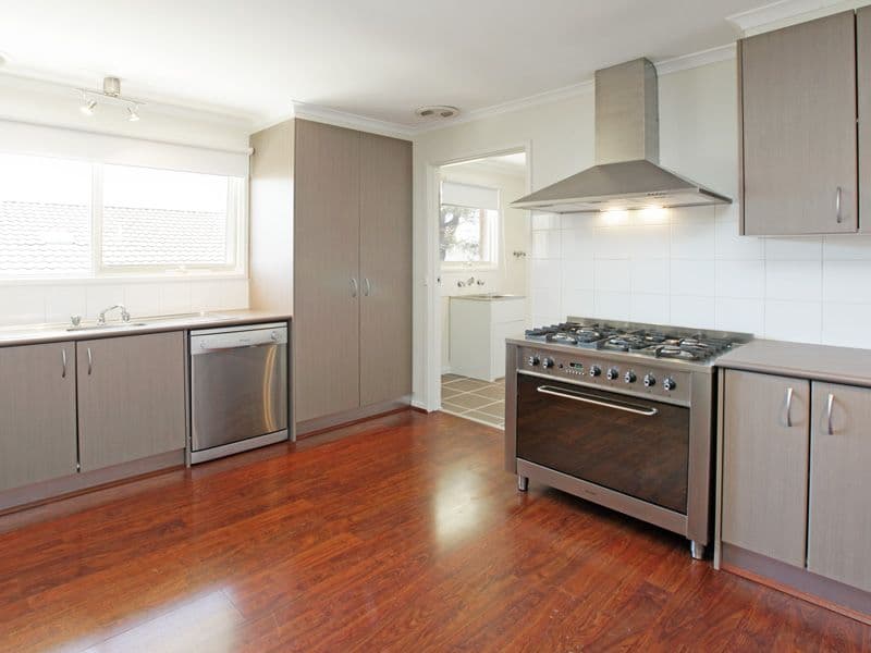 71 Moruya Drive, GROVEDALE VIC 3216, Grovedale - Thumbnail 5