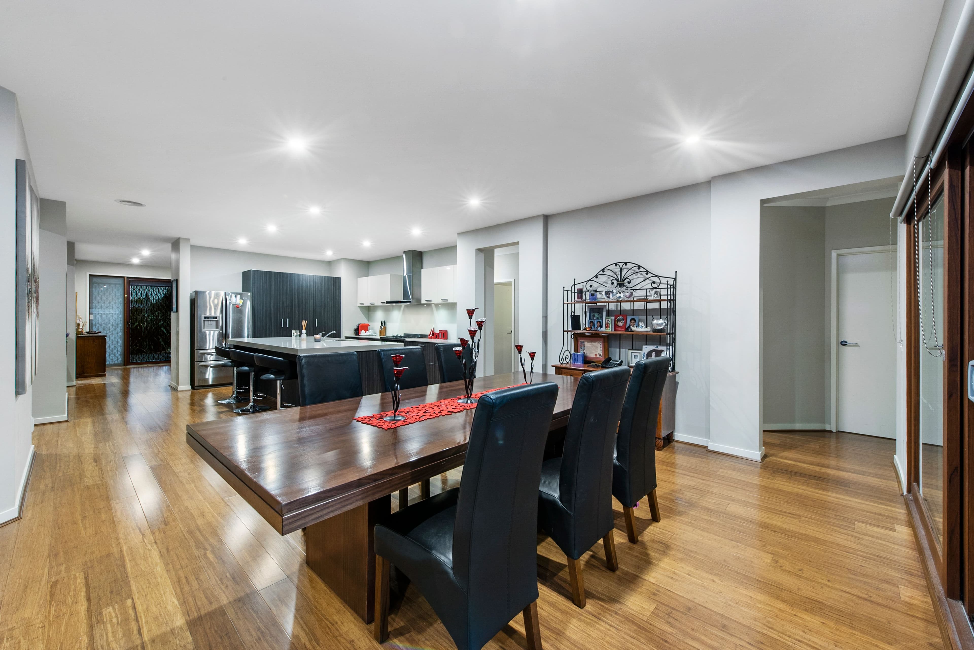 5 Pacific Boulevard, Taylors Hill VIC 3037, Taylors Hill - Thumbnail 3