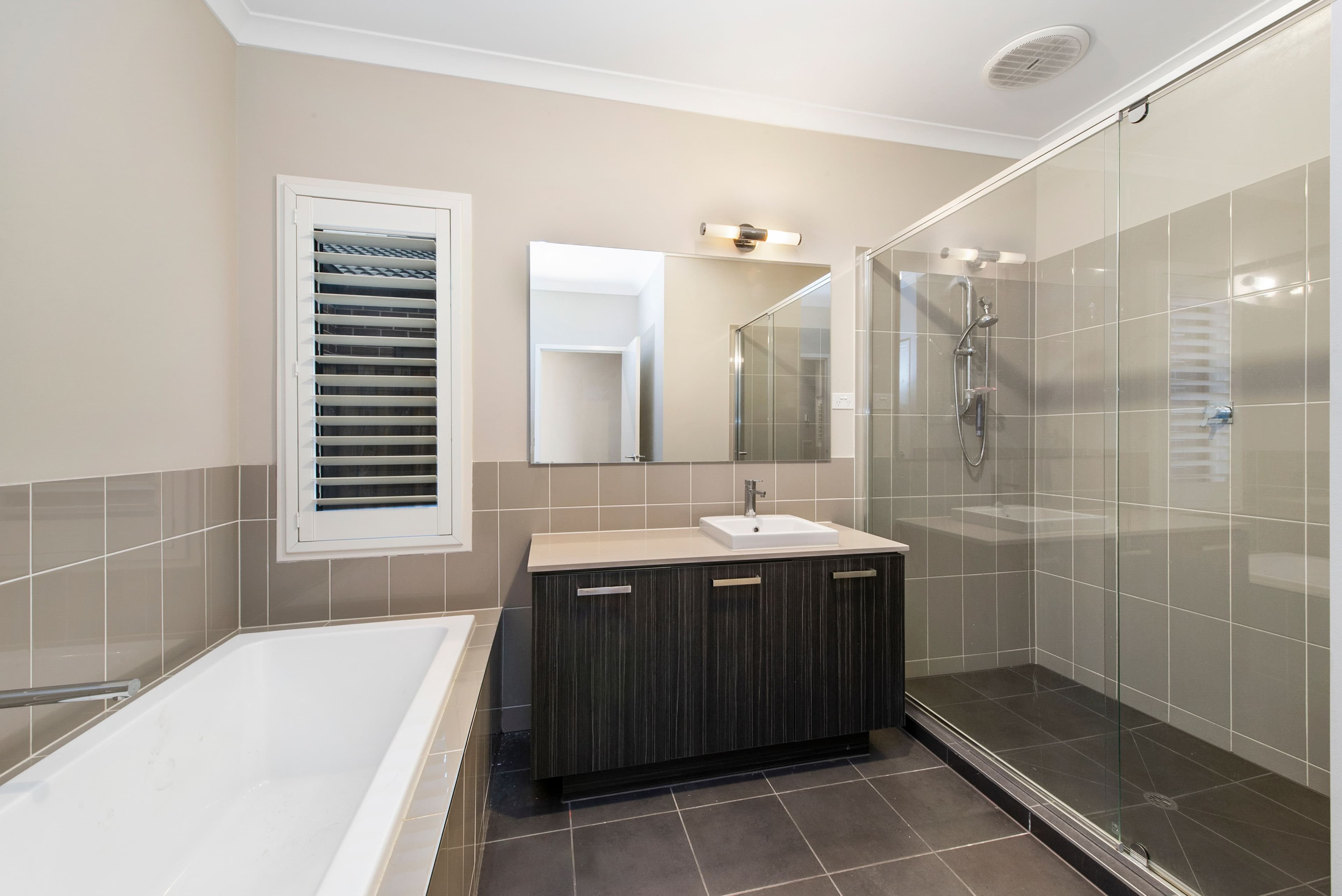 5 Pacific Boulevard, Taylors Hill VIC 3037, Taylors Hill - Thumbnail 8