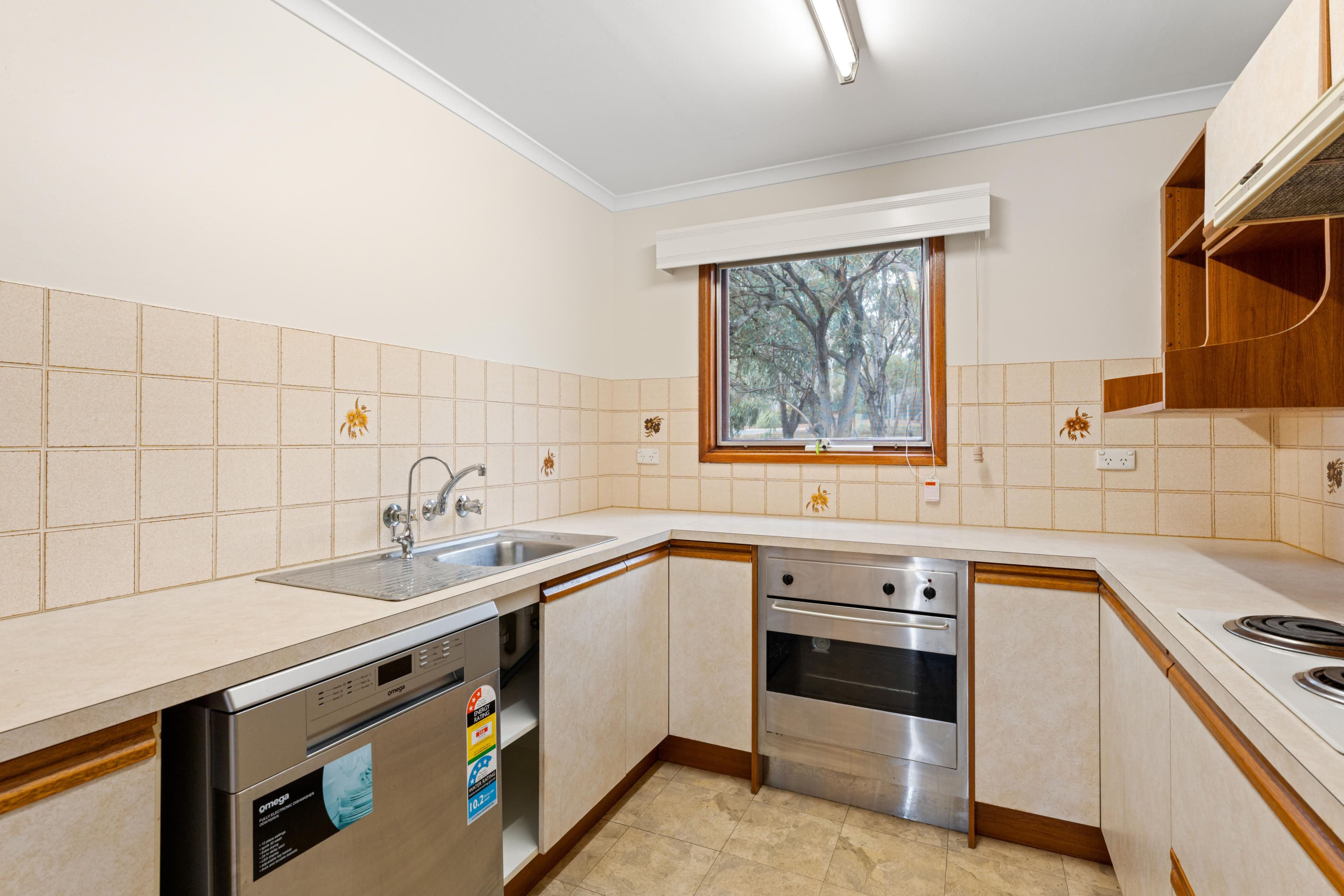 73 Blackburn Road, Elizabeth East SA 5112, Elizabeth East - Thumbnail 7