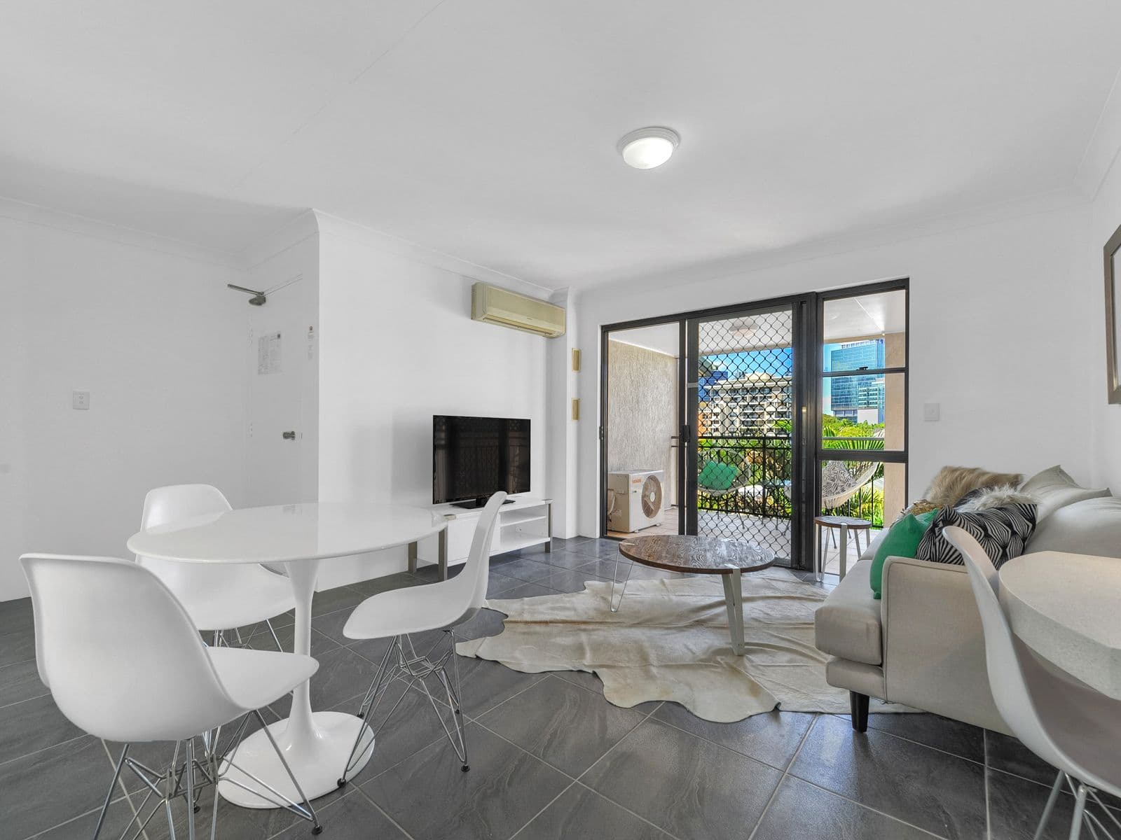 27 Birley Street, Spring Hill QLD 4000, Spring Hill - Thumbnail 3