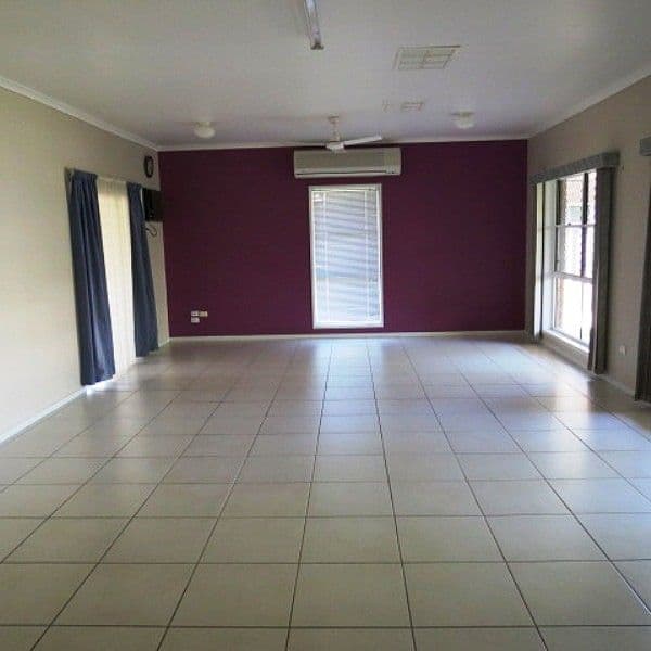 13 Barry Street, Emerald QLD 4720, Emerald - Thumbnail 3