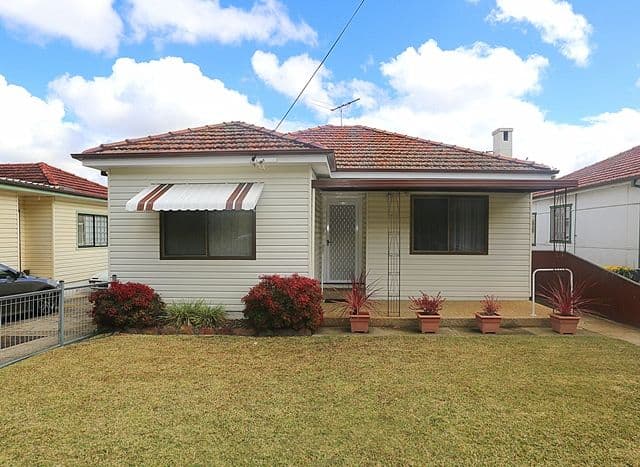 218 Auburn Road, YAGOONA NSW 2199, Yagoona - Image 1