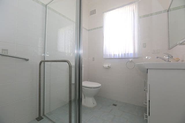218 Auburn Road, YAGOONA NSW 2199, Yagoona - Thumbnail 7