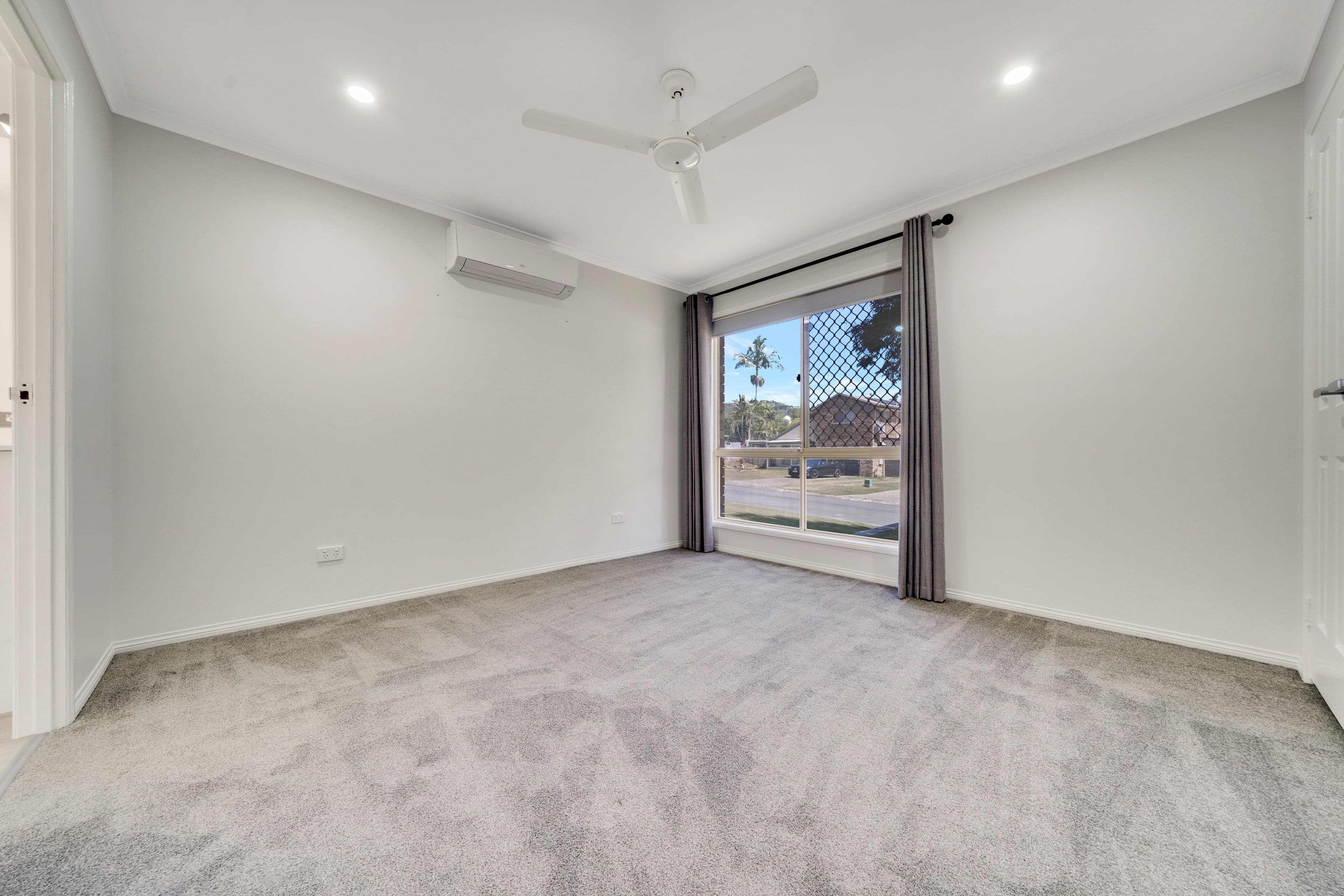 6 Mewing Court, Windaroo QLD 4207, Windaroo - Thumbnail 8