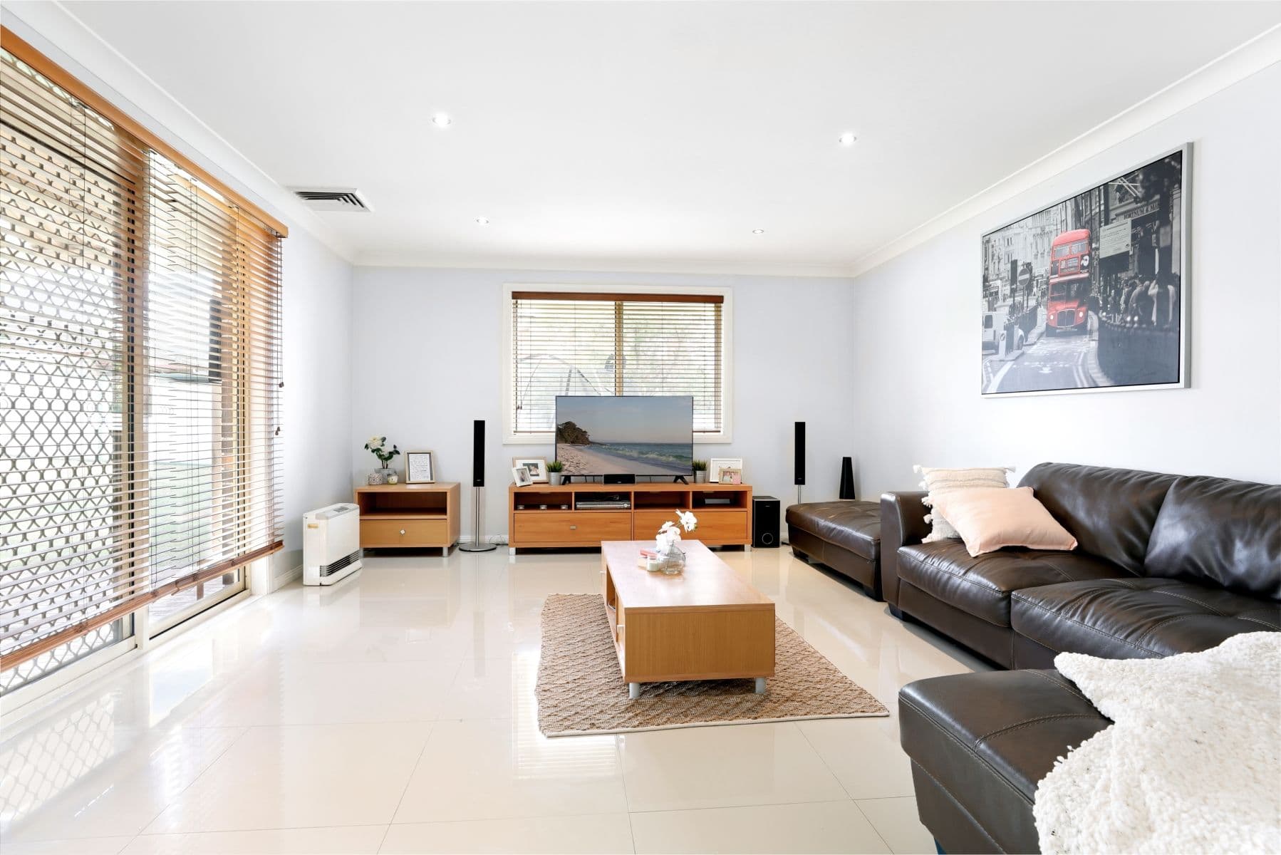 5 Esson Place, Glenmore Park NSW 2745, Glenmore Park - Thumbnail 2