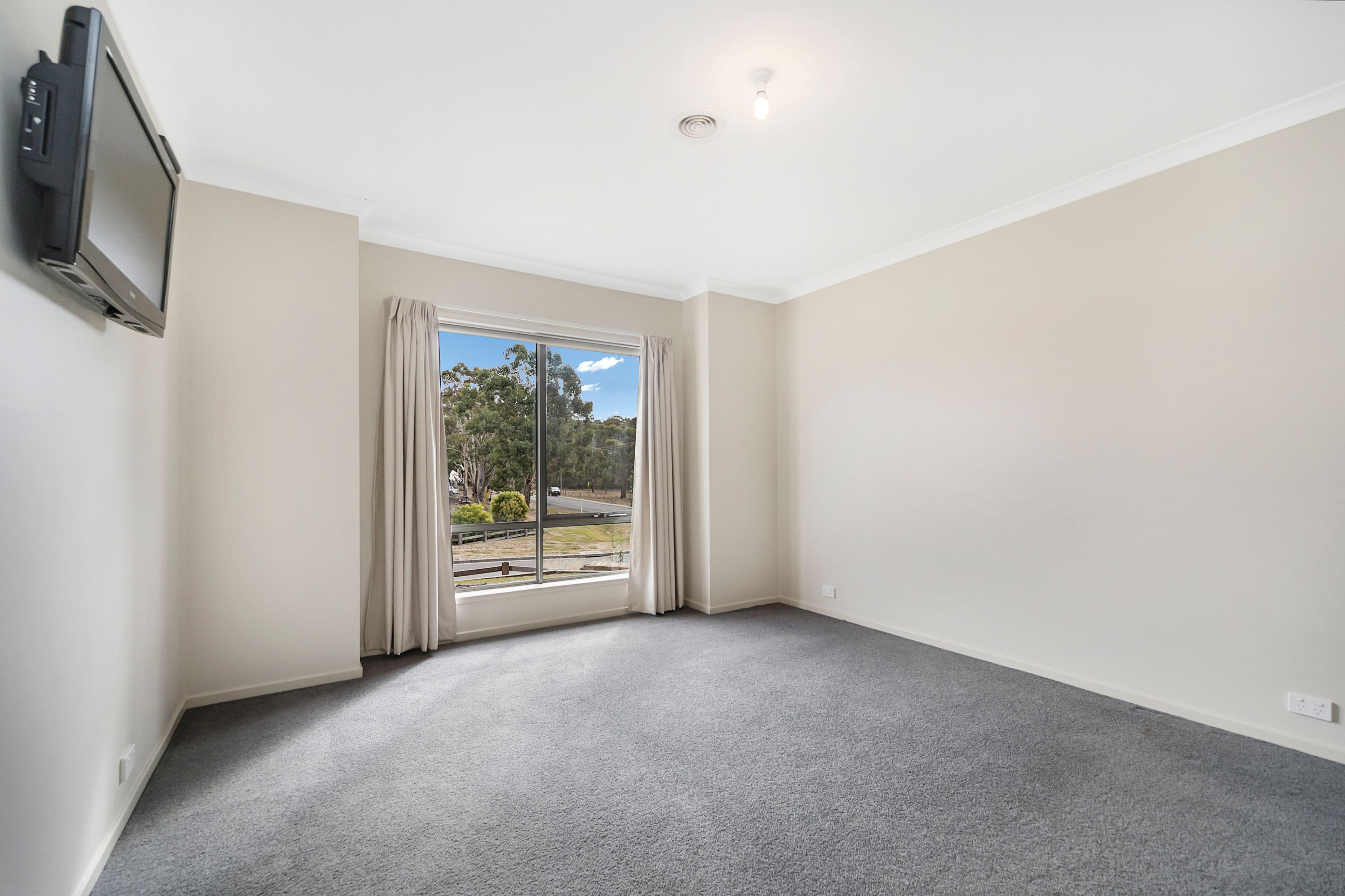 1 Brooklyn Court, Brown Hill VIC 3350, Brown Hill - Thumbnail 8