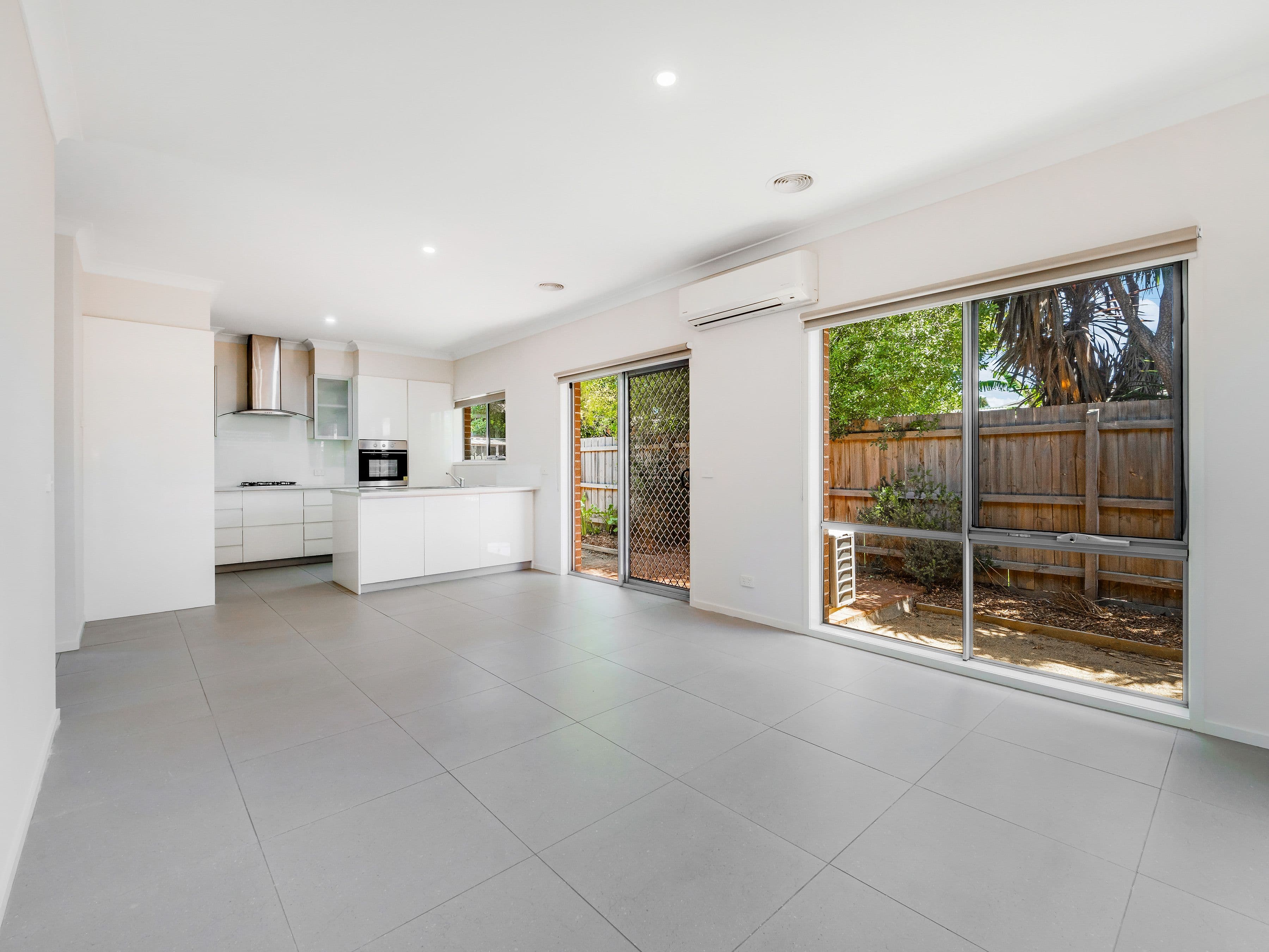 51 Lurline Street, Cranbourne VIC 3977, Cranbourne - Thumbnail 5