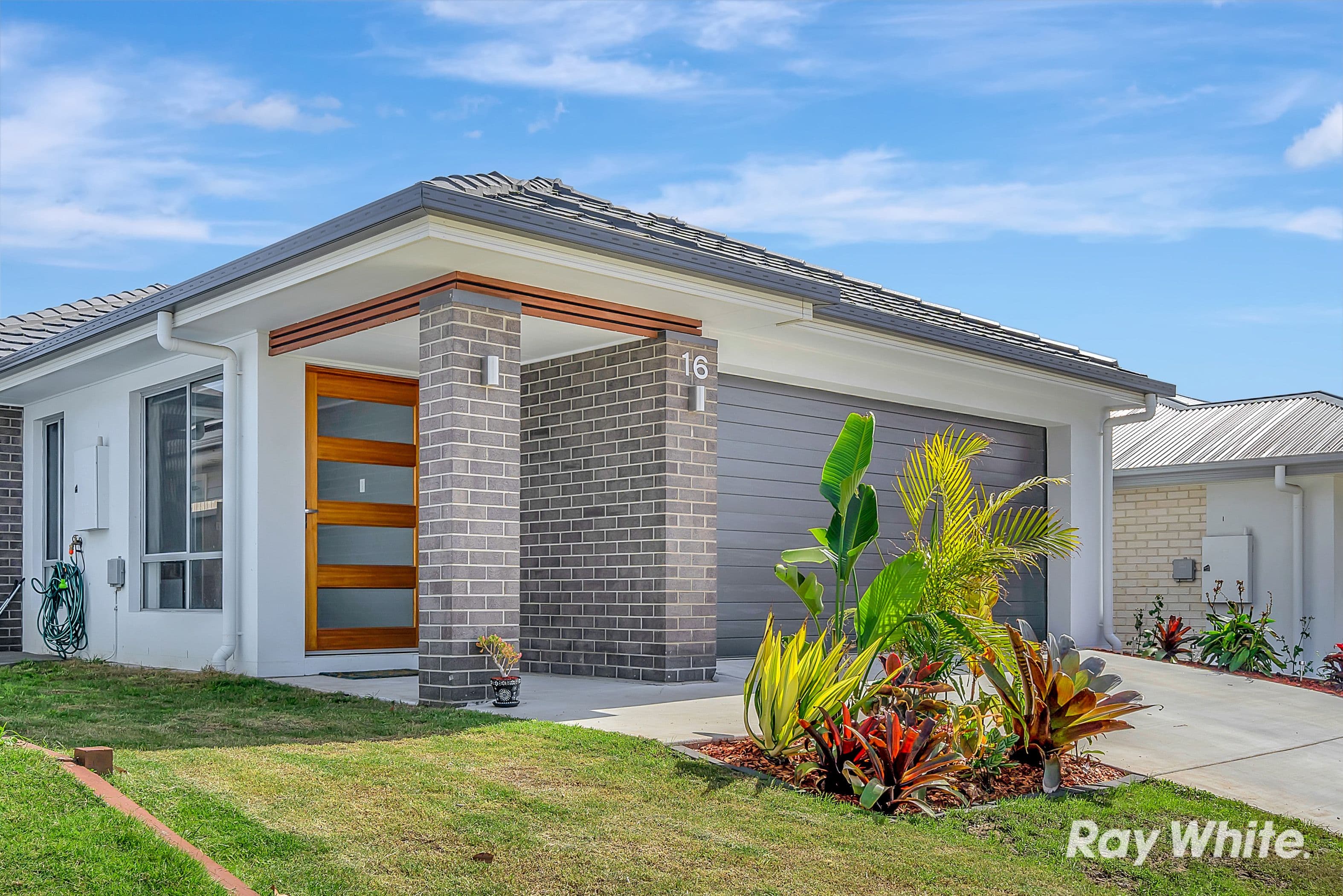 16 Potocki Street, Logan Reserve QLD 4133, Logan Reserve - Thumbnail 2