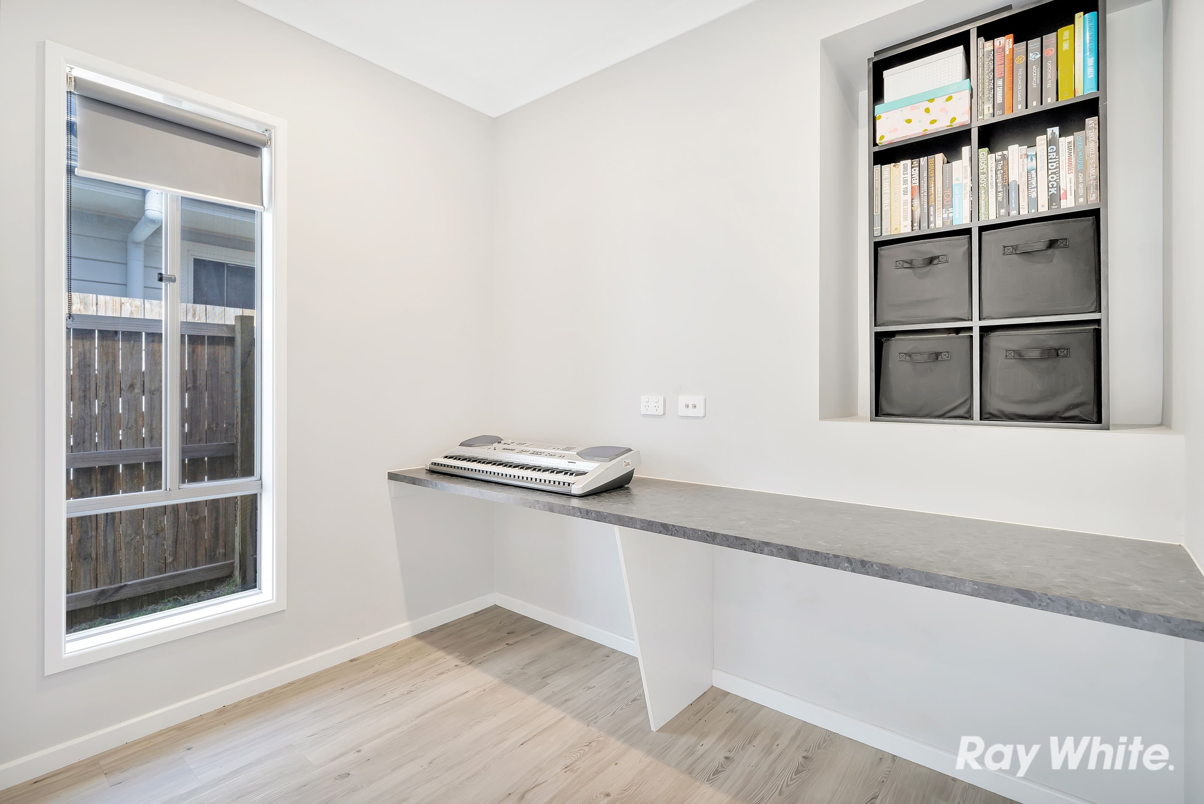 16 Potocki Street, Logan Reserve QLD 4133, Logan Reserve - Thumbnail 3