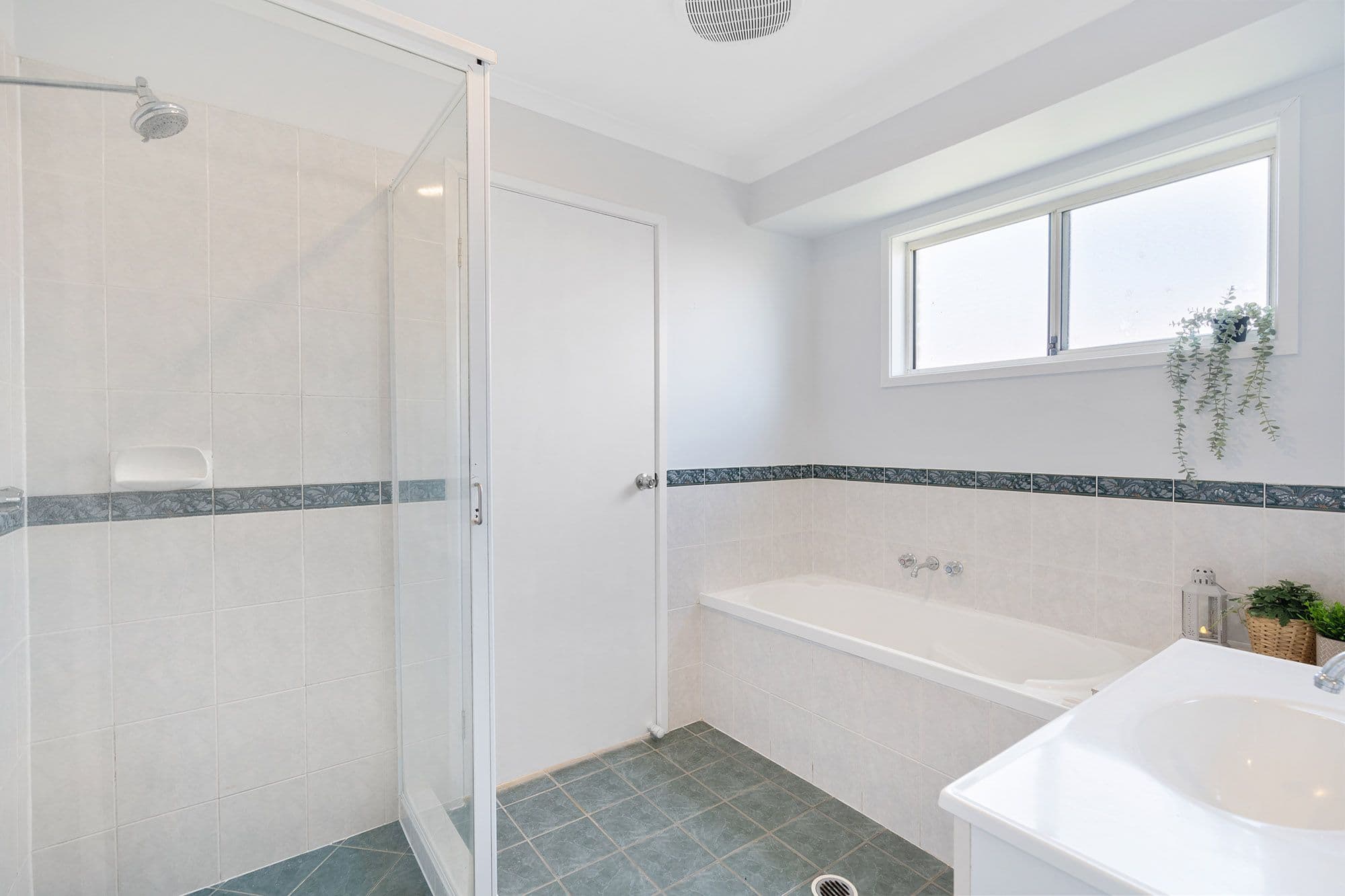 12 Myrtle Street, Waterford West QLD 4133, Waterford West - Thumbnail 5