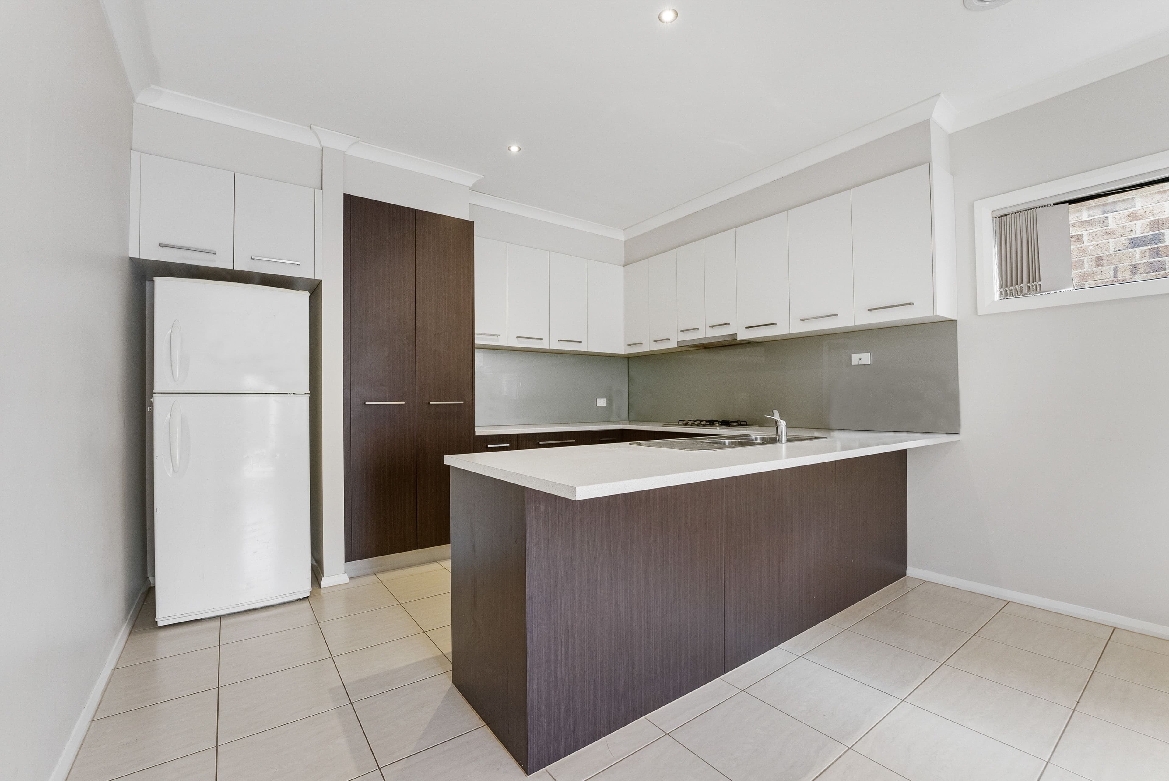 41 Basinview Drive, Tarneit VIC 3029, Tarneit - Thumbnail 2