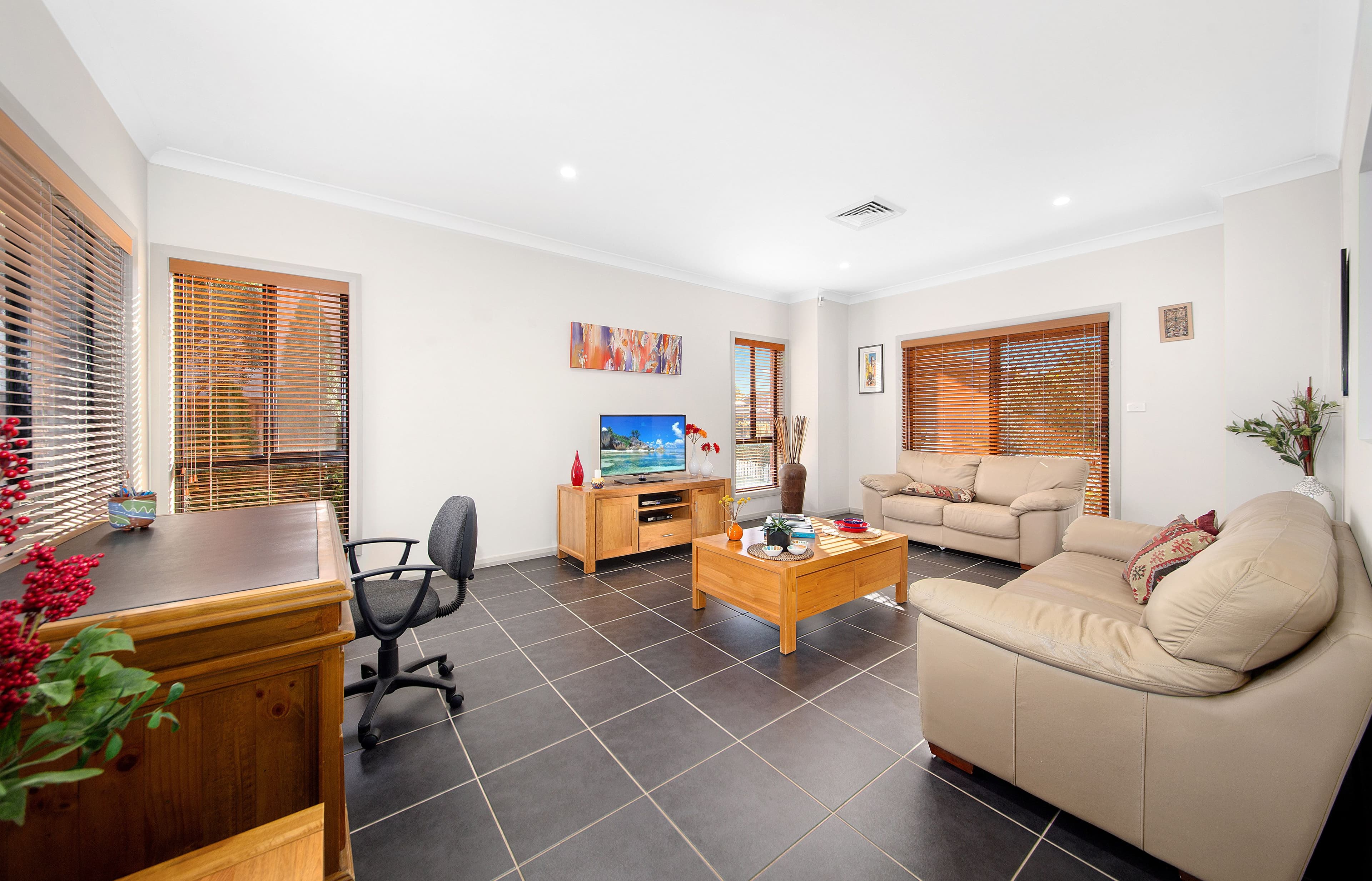 3 Foster Street, Barden Ridge - Thumbnail 4