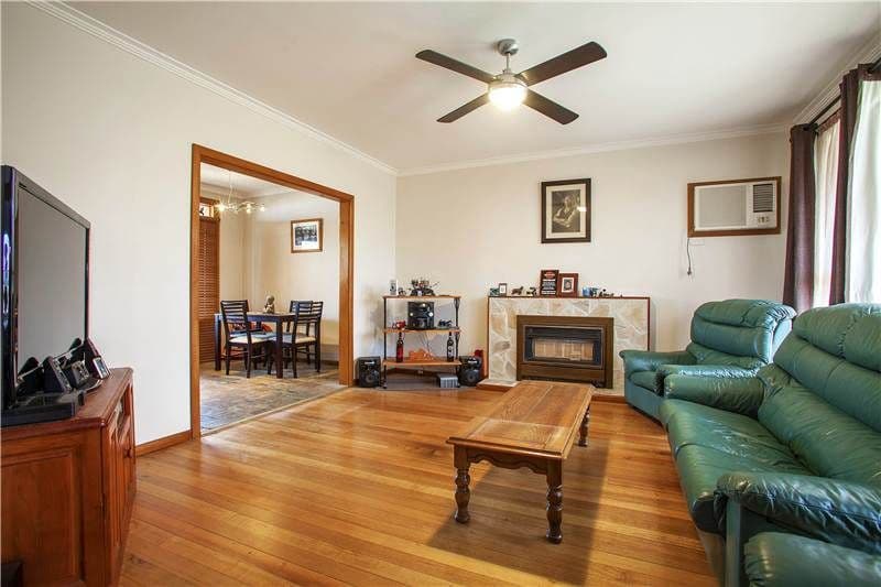 18 Curletts Road, LARA VIC 3212, Lara - Thumbnail 2