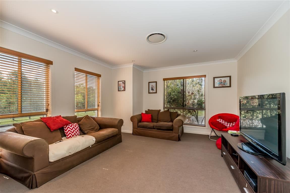 9 Planigale Crescent, NORTH LAKES QLD 4509, North Lakes - Thumbnail 4