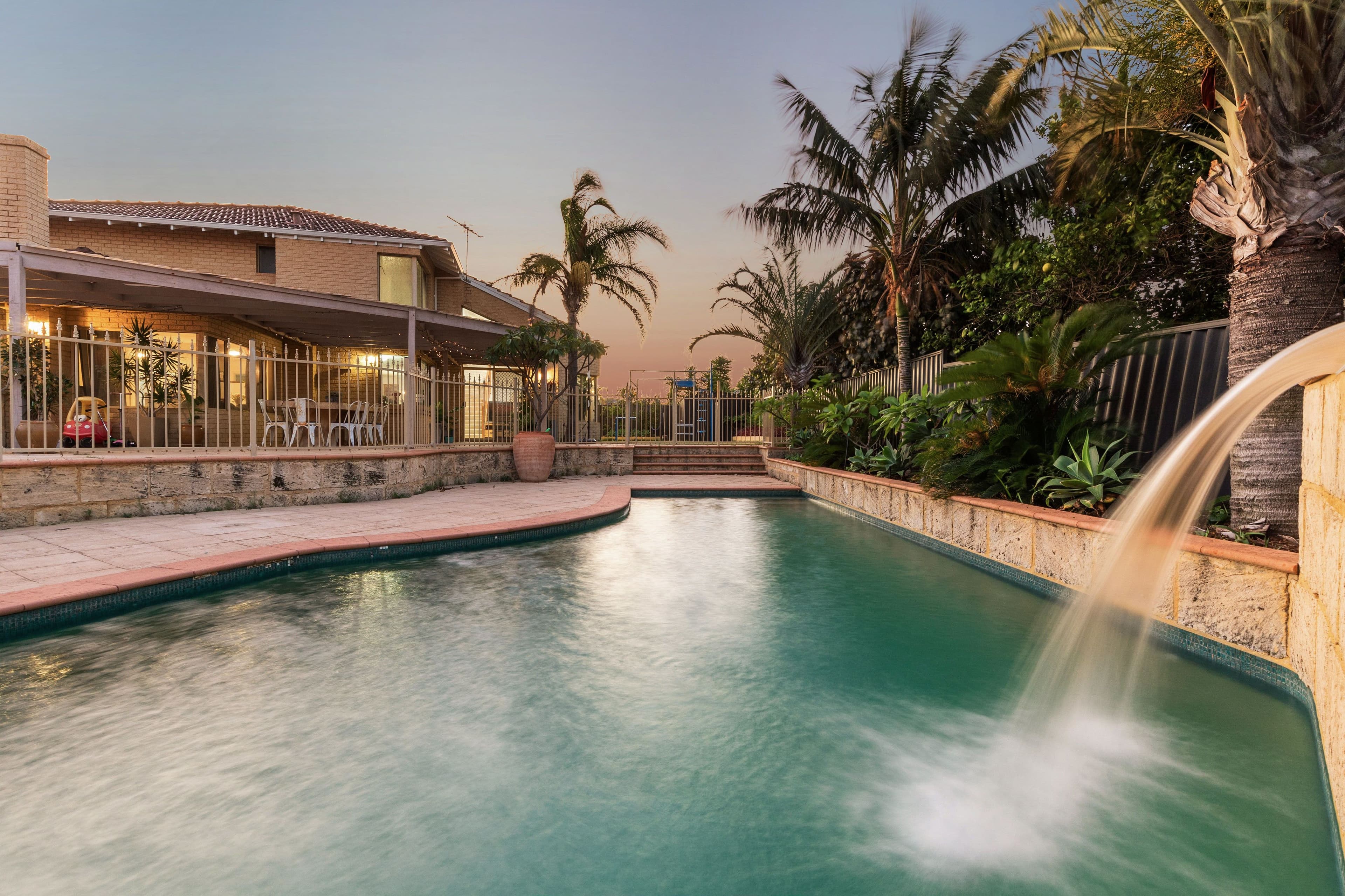3 Trout Court, Sorrento WA 6020, Sorrento - Thumbnail 2