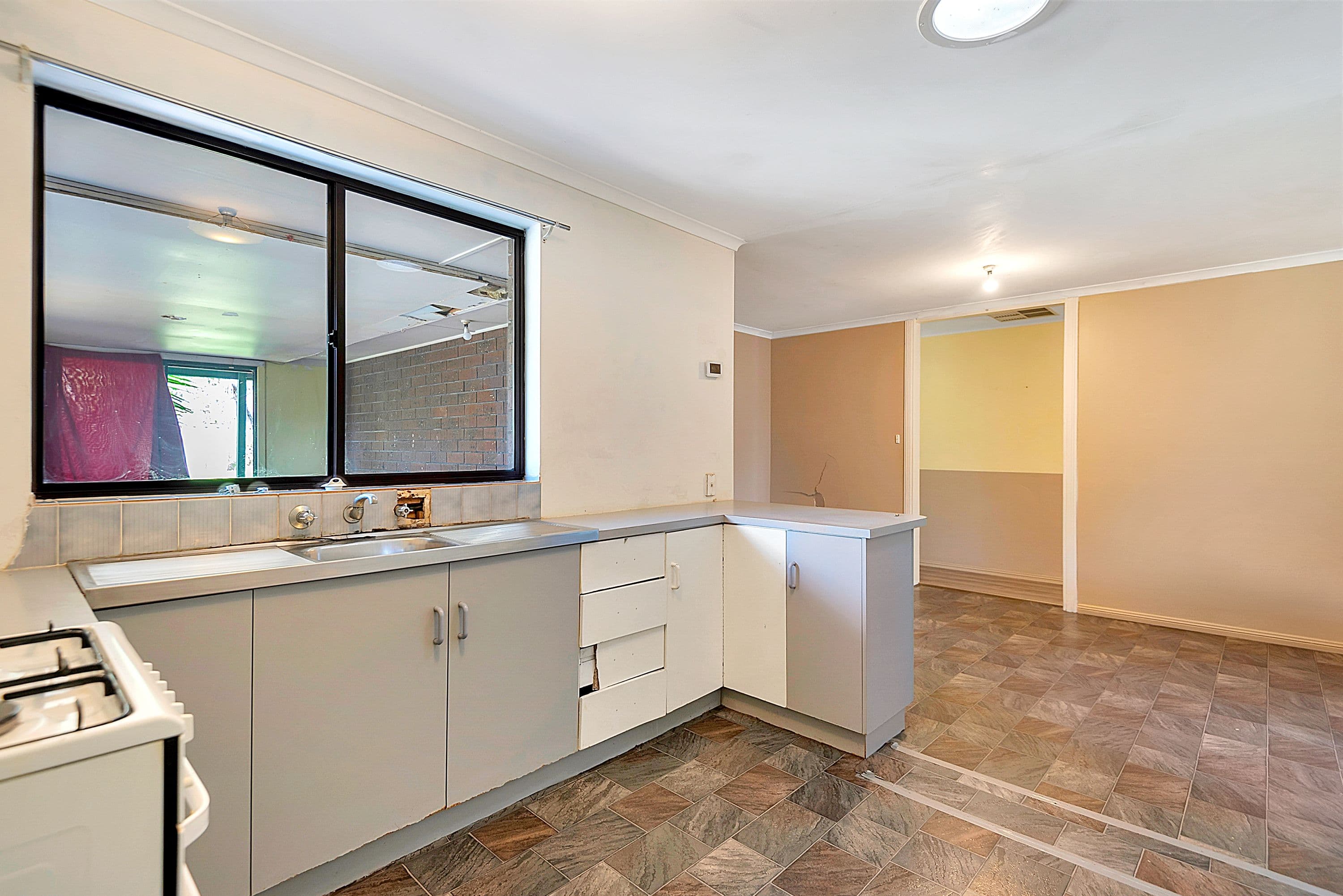 25 Linwood Crescent, Parafield Gardens SA 5107, Parafield Gardens - Thumbnail 2