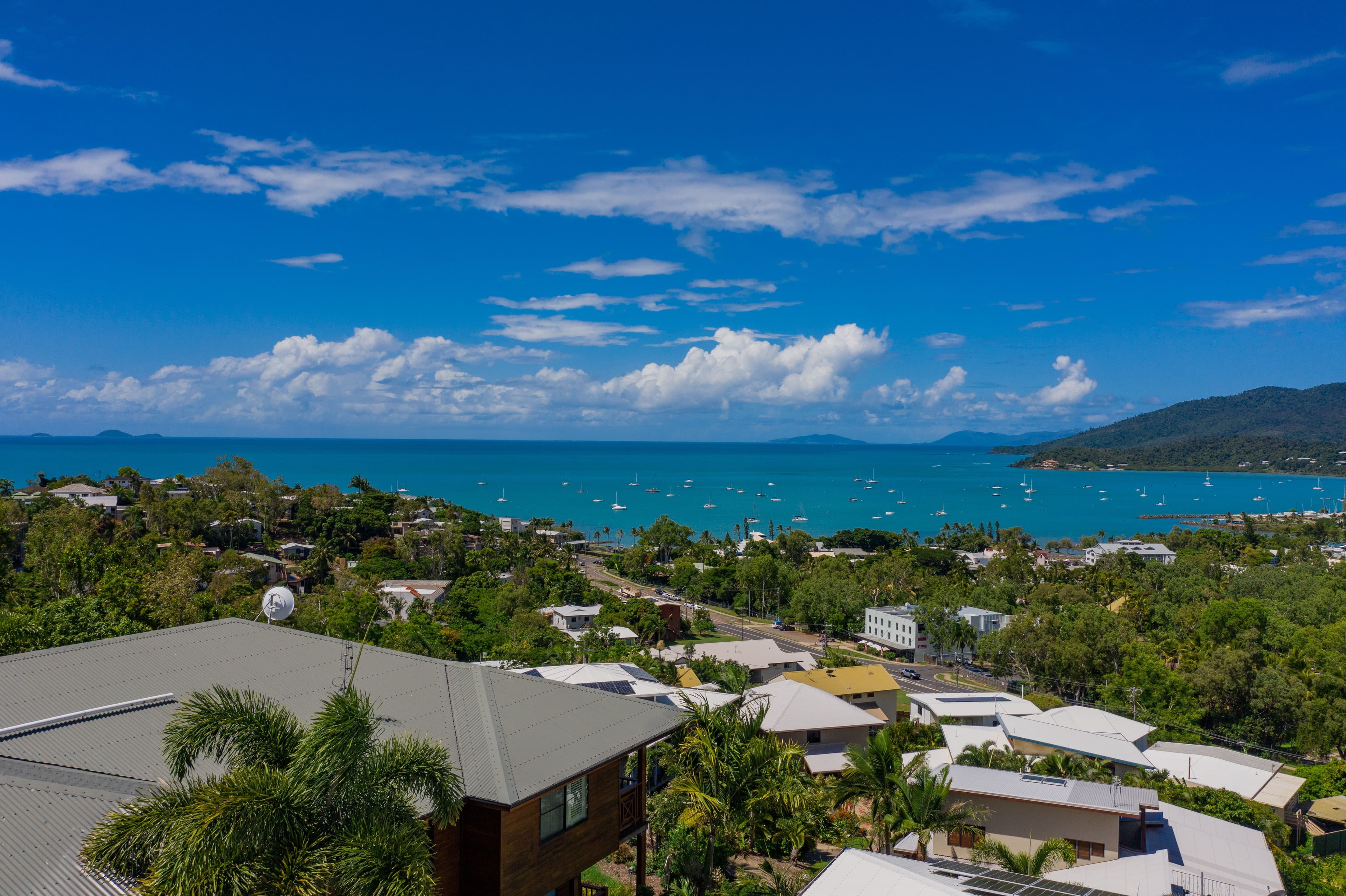 12 Nara Avenue, Airlie Beach QLD 4802, Airlie Beach - Thumbnail 4