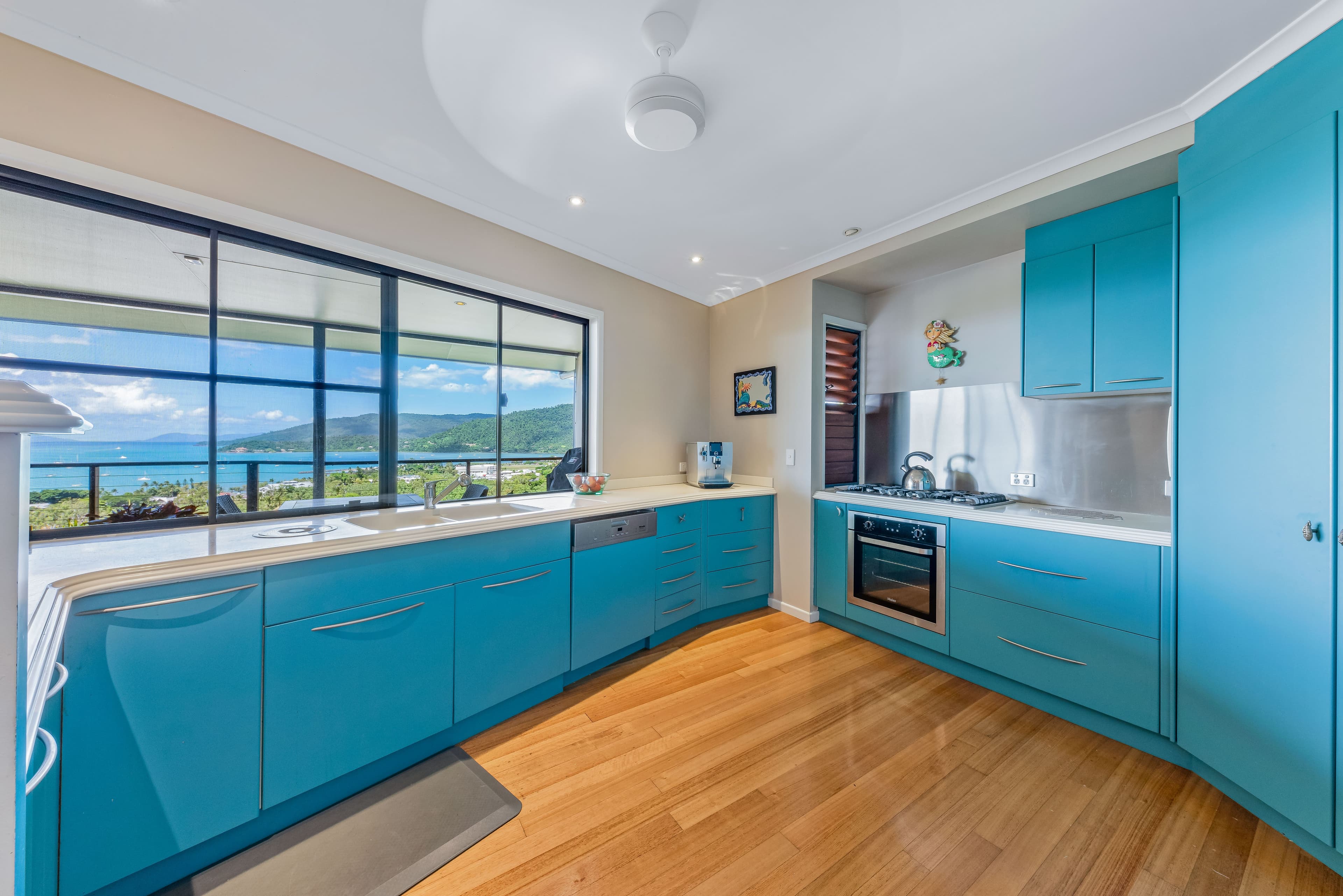 12 Nara Avenue, Airlie Beach QLD 4802, Airlie Beach - Thumbnail 5