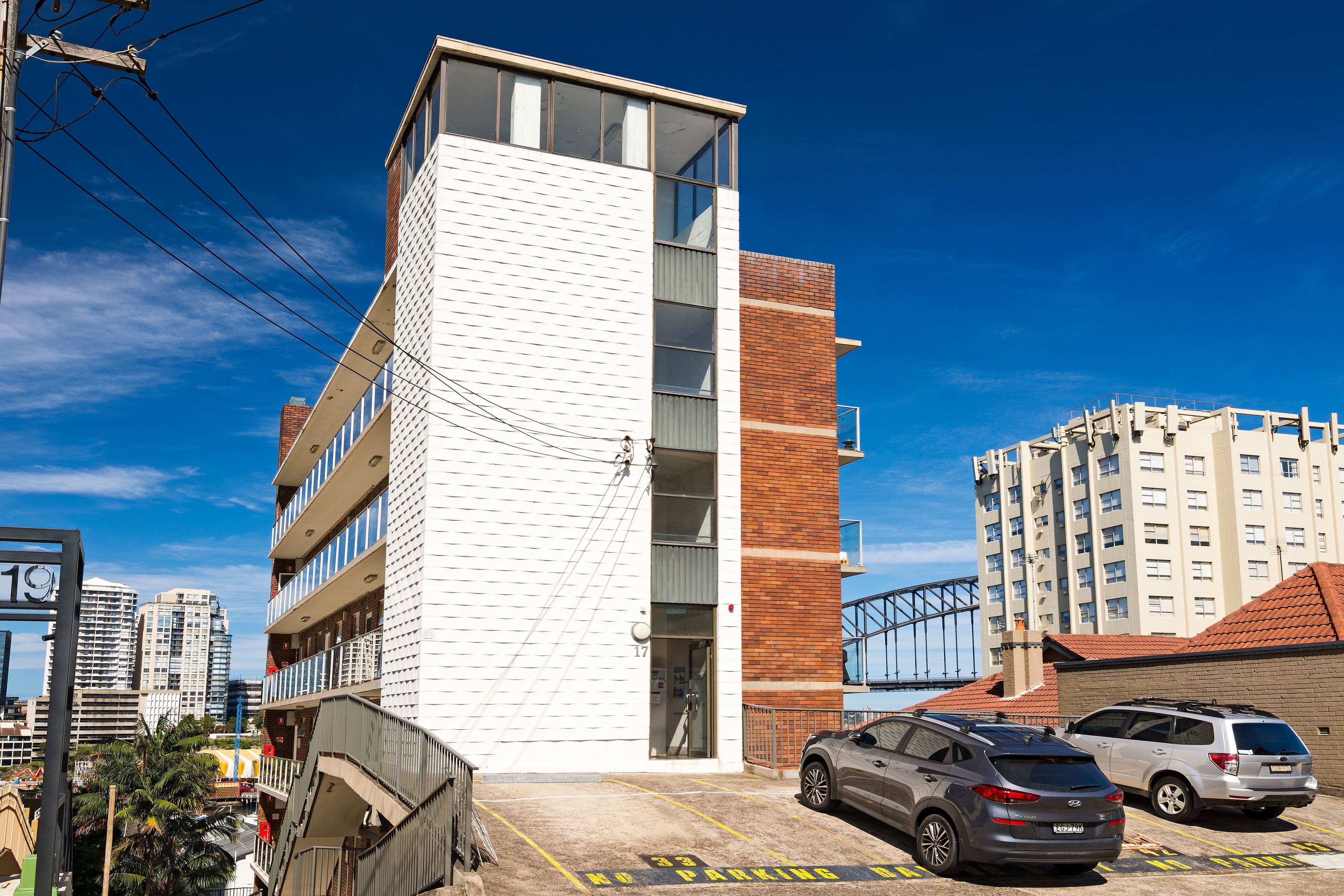 17 East Crescent Street, McMahons Point NSW 2060, McMahons Point - Thumbnail 3