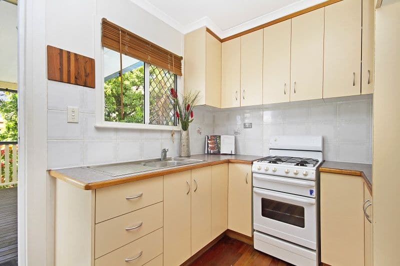 4 Brett Street, CRANBROOK QLD 4814, Cranbrook - Thumbnail 2