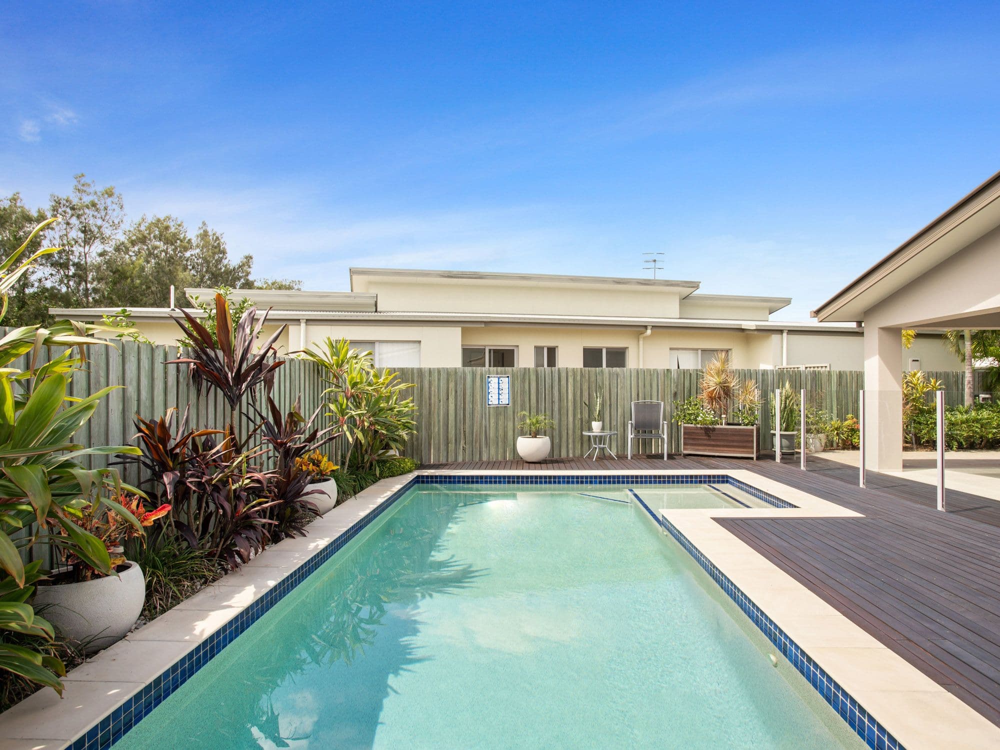 4 Lillypilly Court, Helensvale QLD 4212, Helensvale - Thumbnail 2