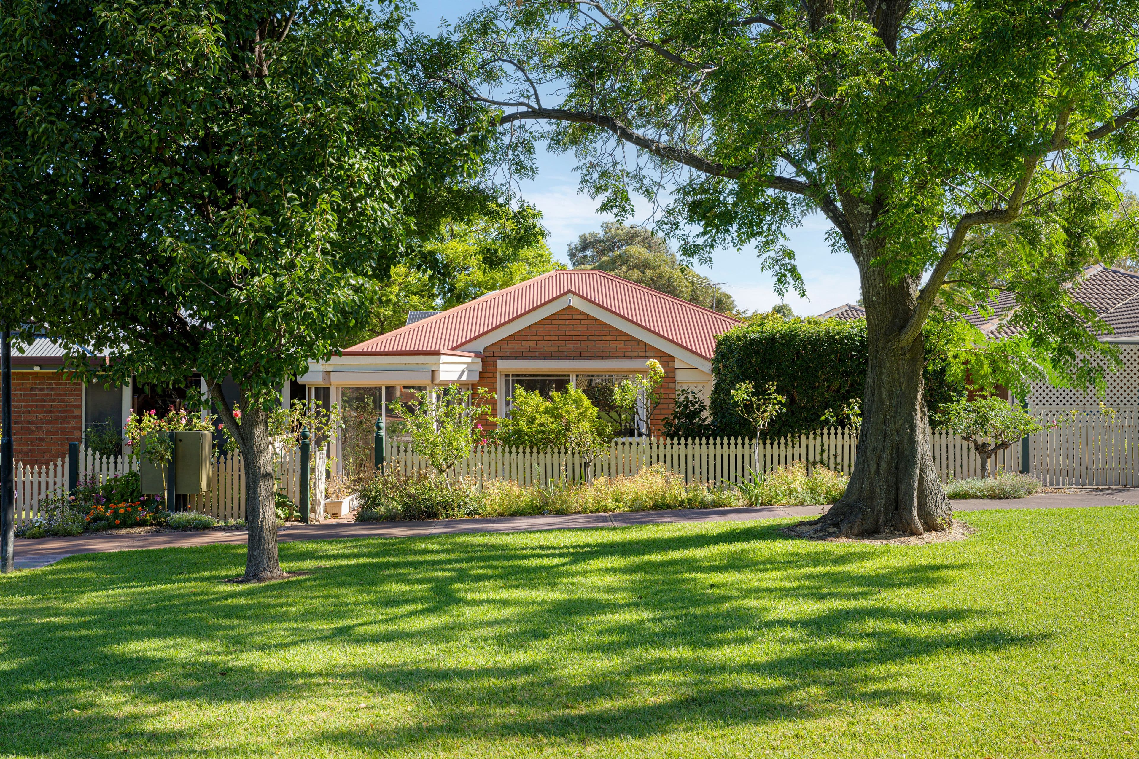 11 Hampton Court, Wynn Vale SA 5127, Wynn Vale - Thumbnail 2