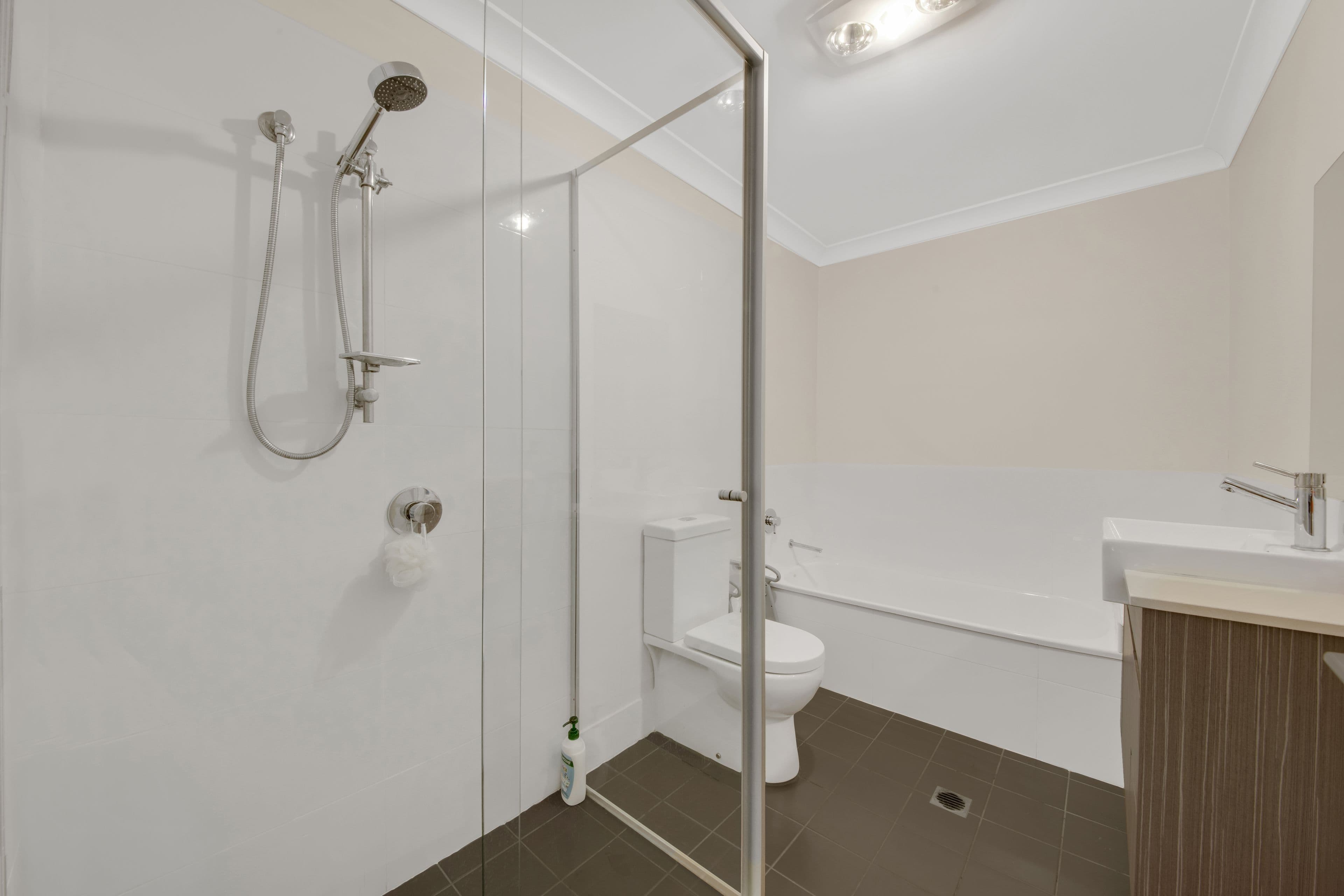 57 Toolooa Street, South Gladstone QLD 4680, South Gladstone - Thumbnail 7