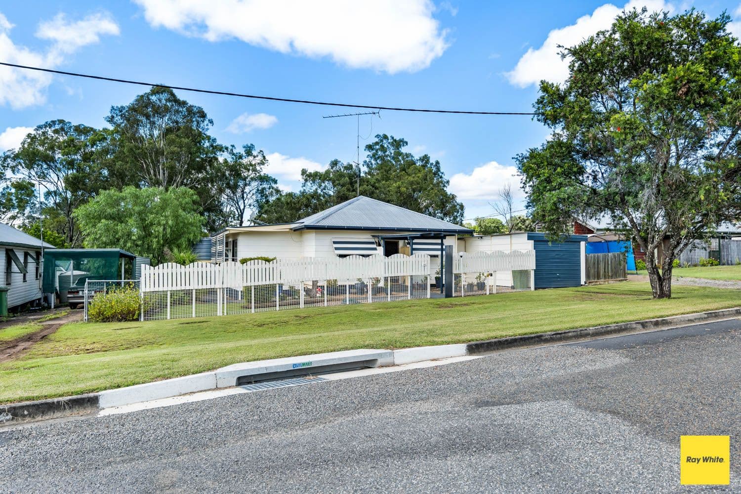 42 Eskdale Road, Toogoolawah QLD 4313, Toogoolawah - Image 1