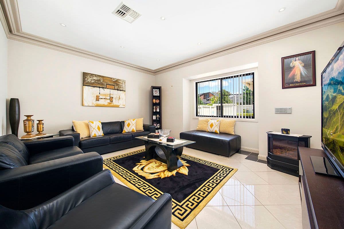 9 Kinsella Street, Illawong NSW 2234, Illawong - Thumbnail 6