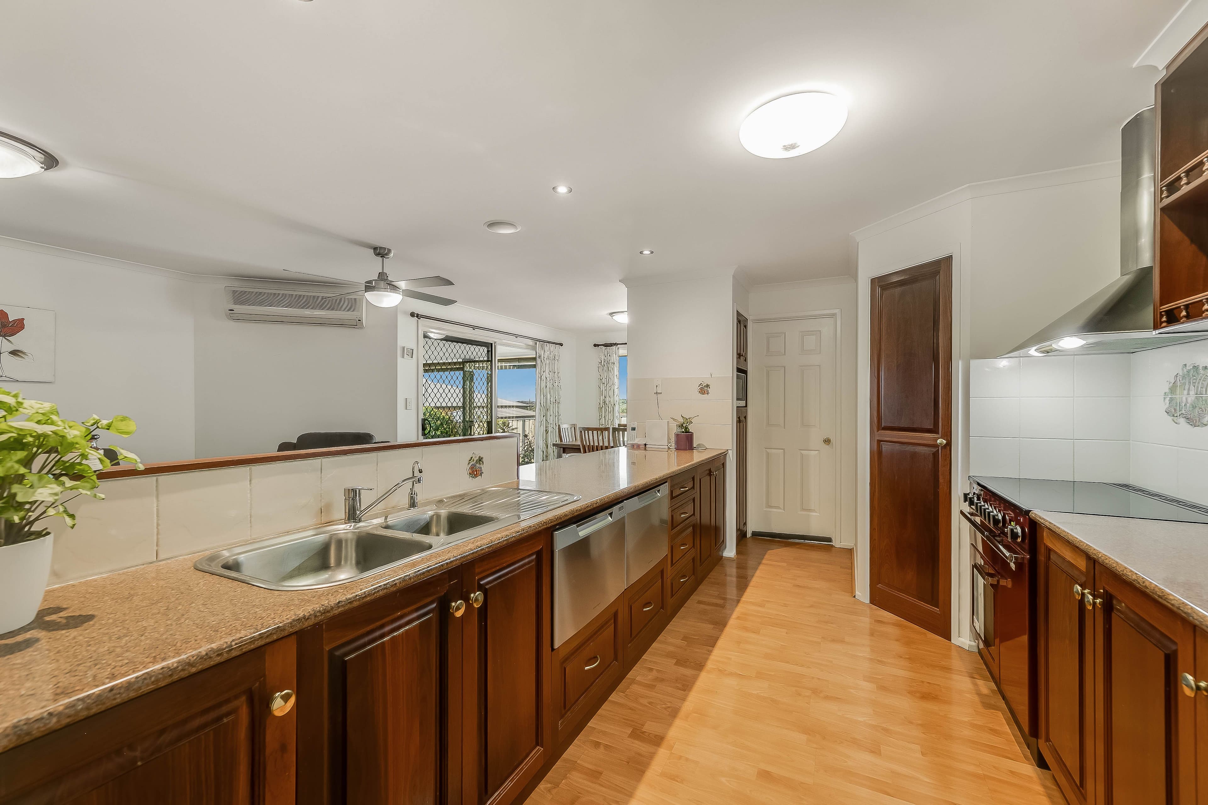 14 Duncan Street, Wilsonton Heights QLD 4350, Wilsonton Heights - Thumbnail 6