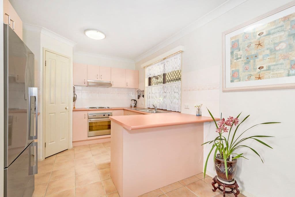 8 St Andrews Way, Banora Point NSW 2486, Banora Point - Thumbnail 3