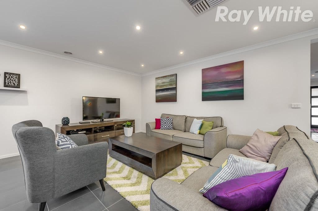 32 Pietas Place, Mernda VIC 3754, Mernda - Thumbnail 2