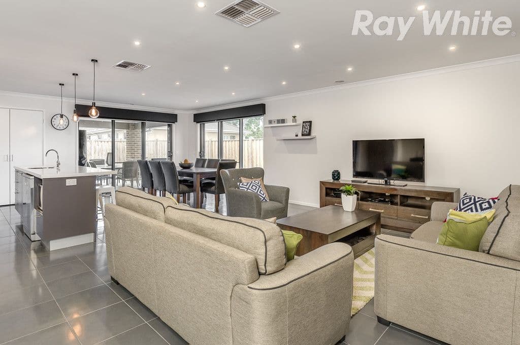 32 Pietas Place, Mernda VIC 3754, Mernda - Thumbnail 5