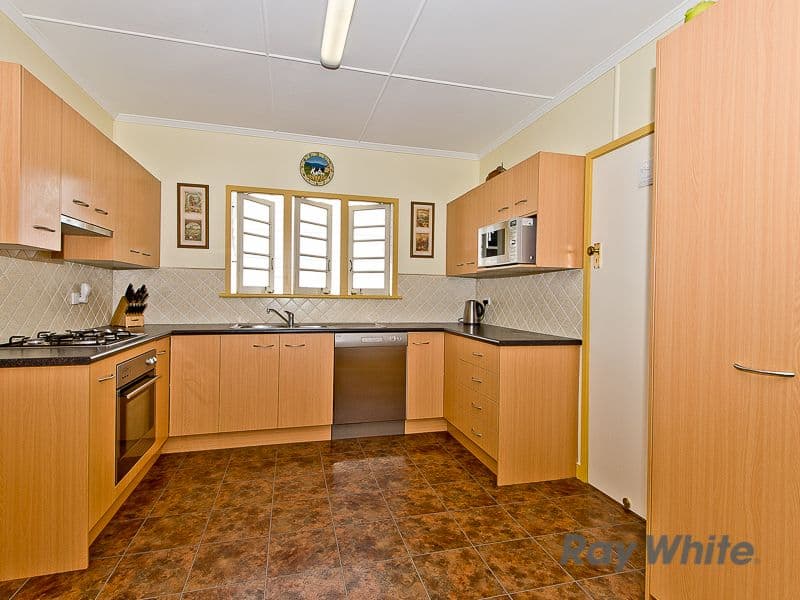 262 Pickering Street, GAYTHORNE QLD 4051, Gaythorne - Thumbnail 3