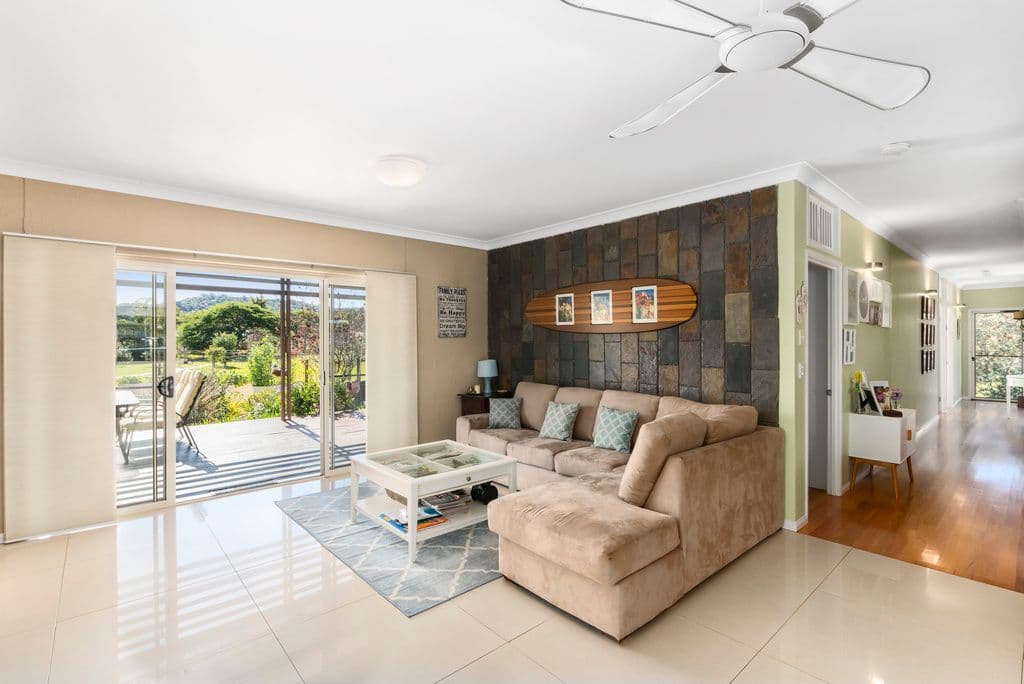 2 Creek Way, Currumbin Valley QLD 4223, Currumbin Valley - Thumbnail 2