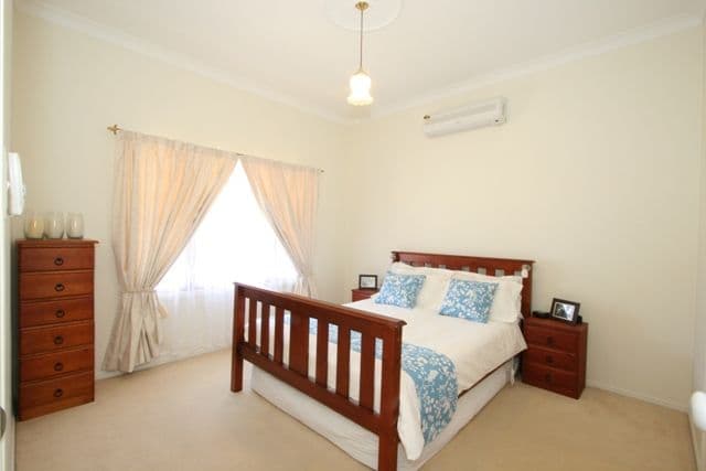 103 Norman Avenue, NORMAN PARK QLD 4170, Norman Park - Thumbnail 4
