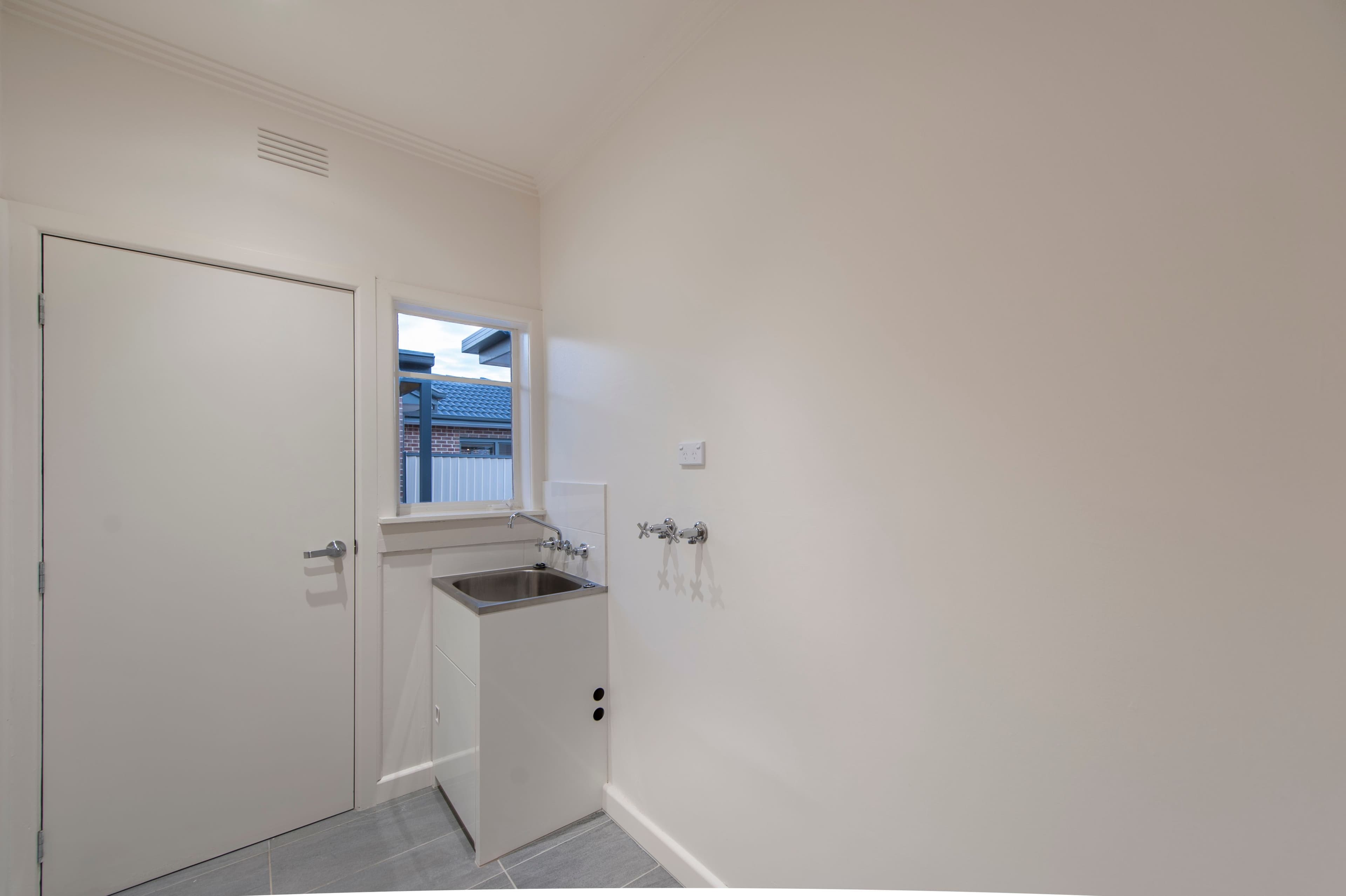 62 Dundee Street, Reservoir VIC 3073, Reservoir - Thumbnail 8