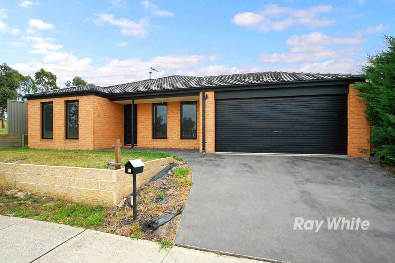 8 Avalon Crescent, CRANBOURNE EAST VIC 3977, Cranbourne East - Image 1
